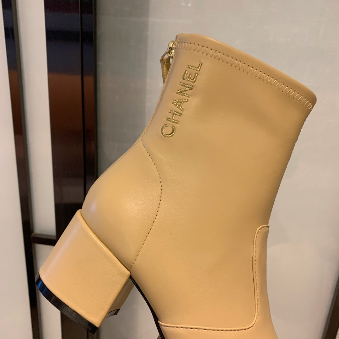 CC Short Boots 50mm In Beige Lambskin 940077