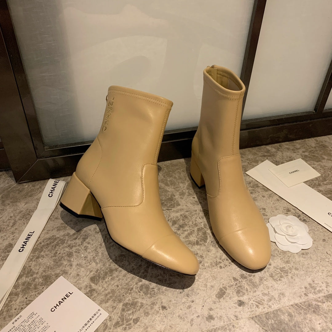 CC Short Boots 50mm In Beige Lambskin 940077