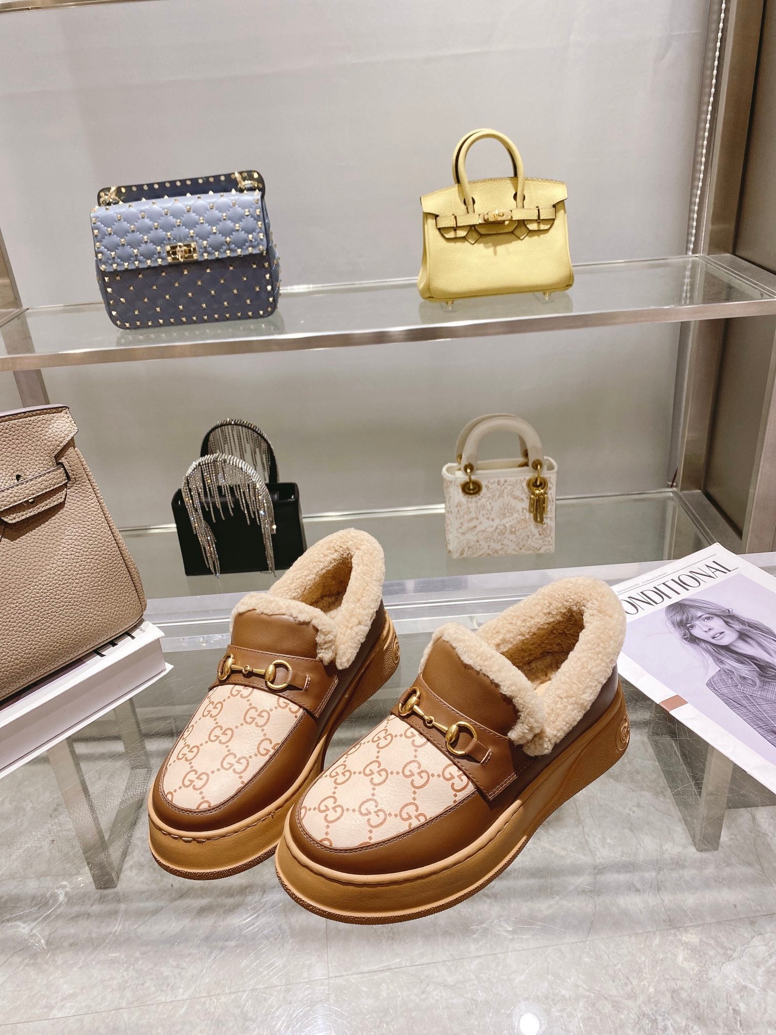 GG Snow Boots Brown Beige Cowhide Wool 576235