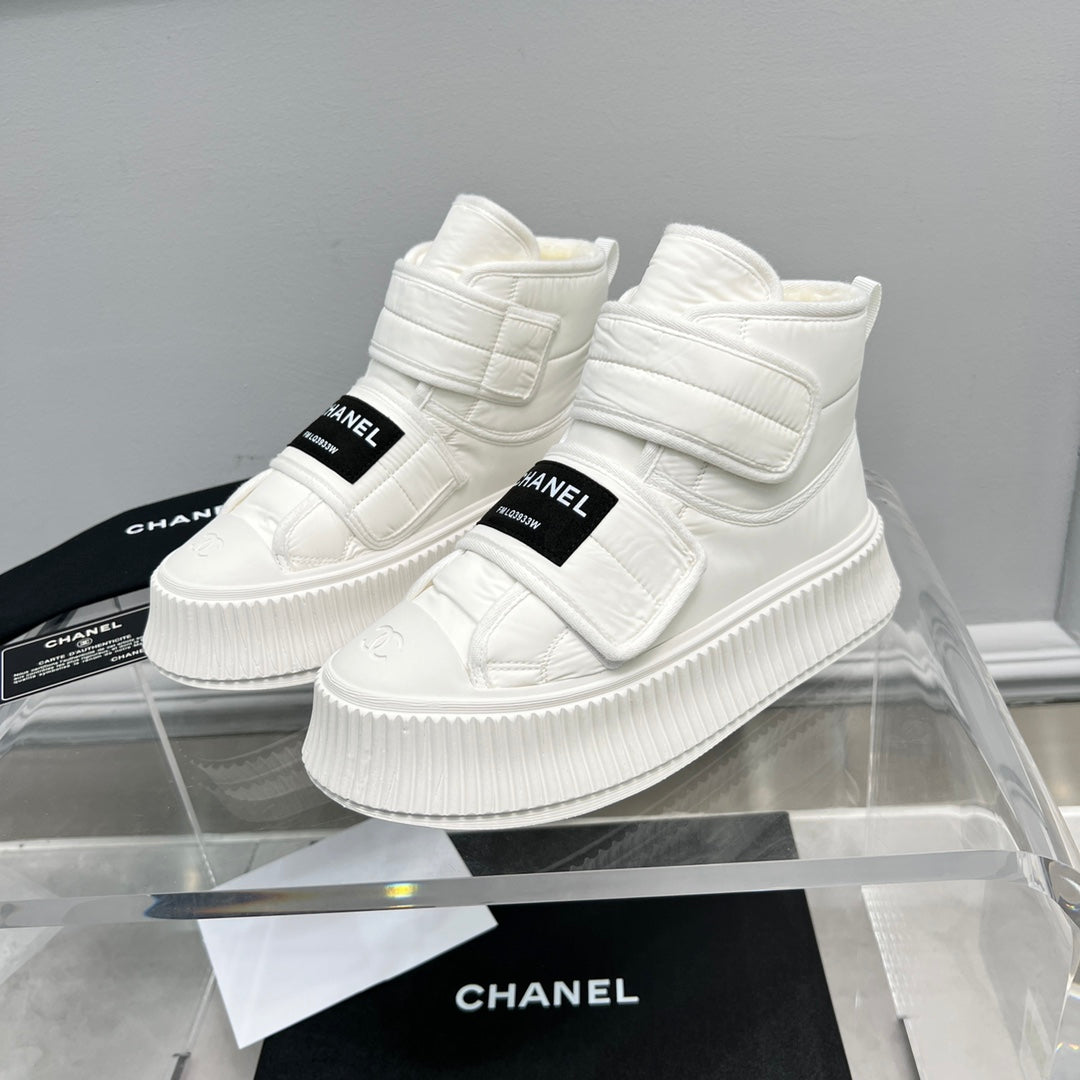 CC High Top Sneaker Thick-Soled White Rain Velvet Fabric