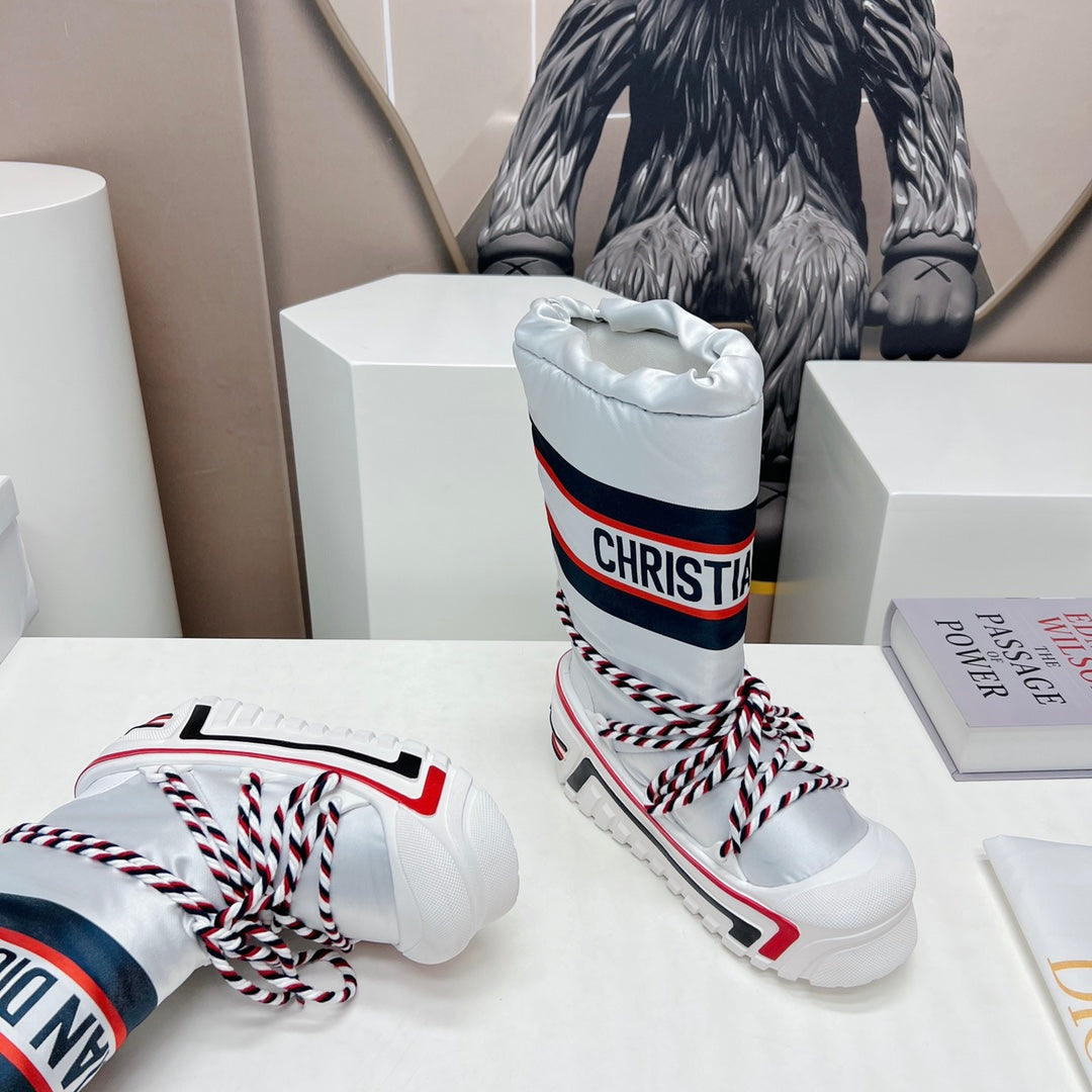 CD Platform Snow Boots White Navy Blue Cowhide Nylon Fabric 539652