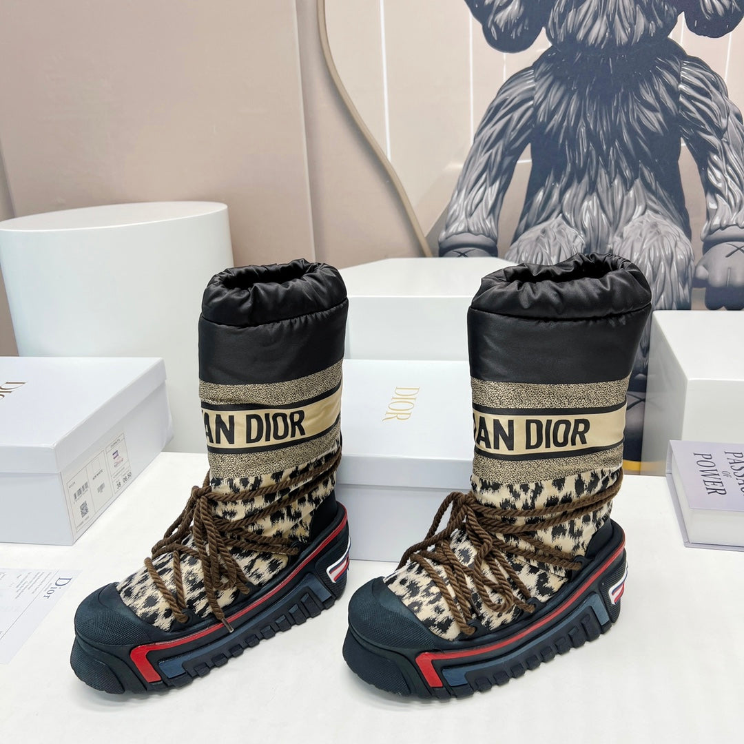 CD Platform Snow Boots Black Beige Cowhide Nylon Fabric 539655