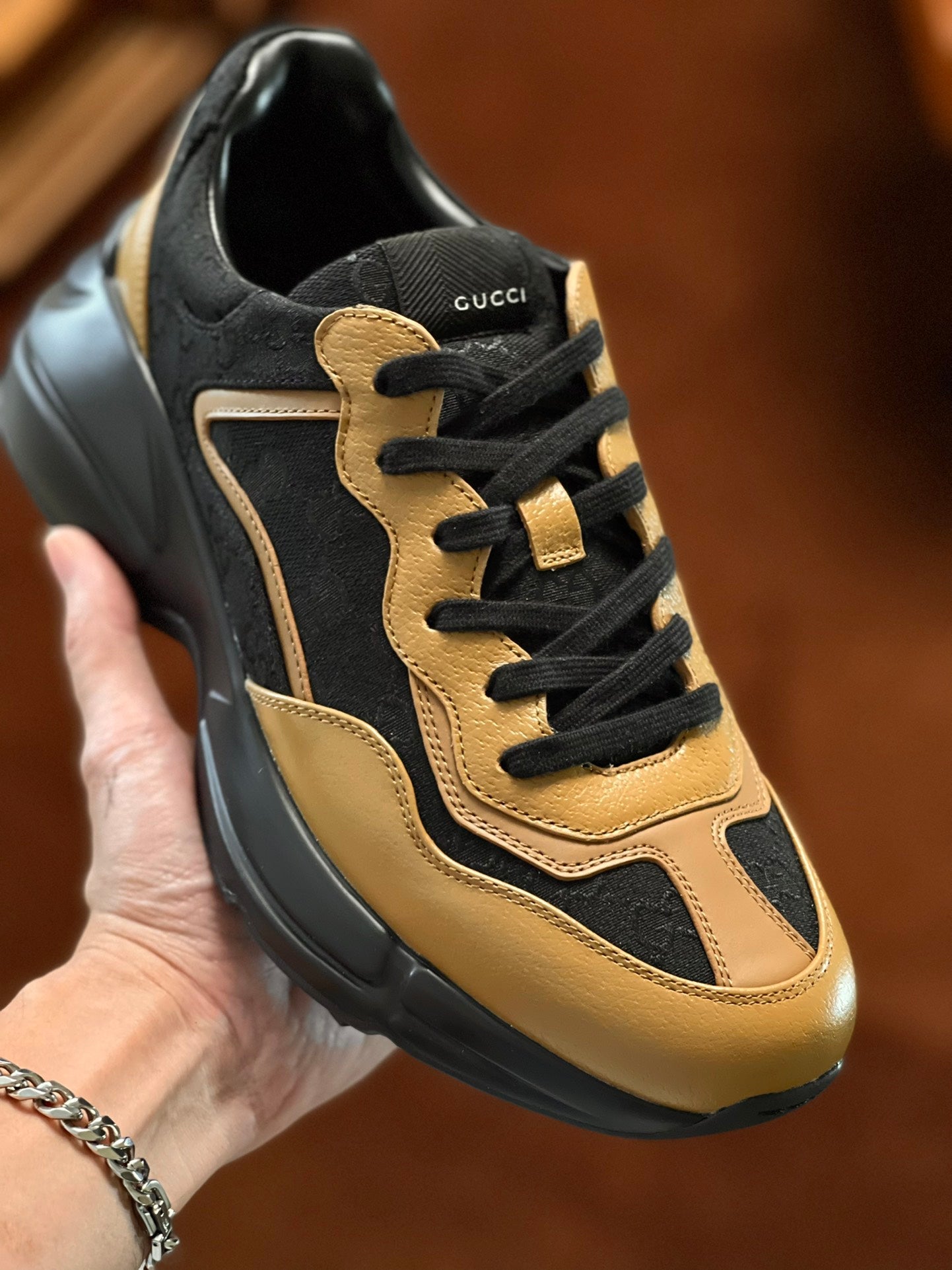 GG Men's Rhyton Sneaker Technical Knit Cowhide 524507