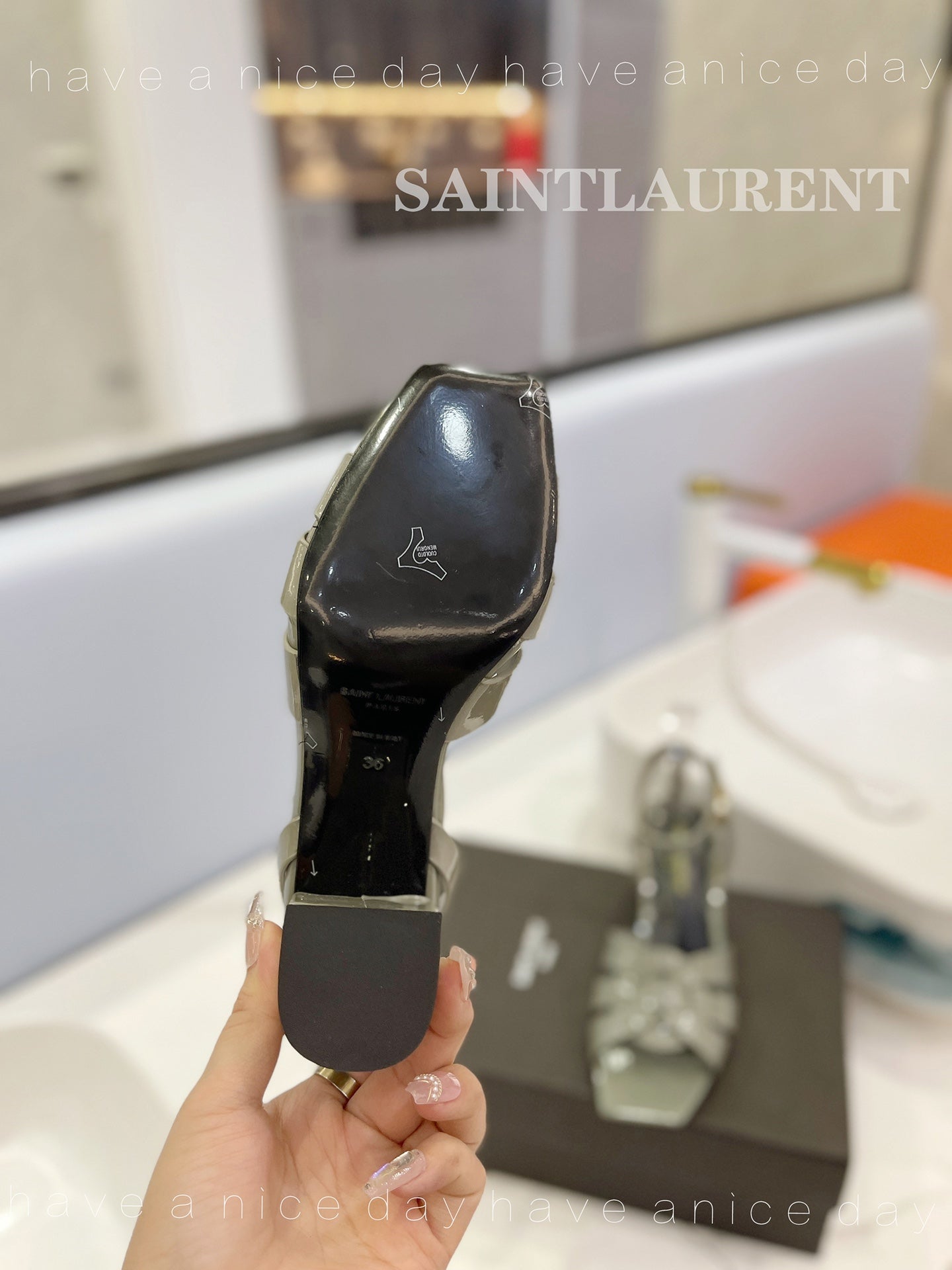 SL TRIBUTE SANDAL GLOSSY SAGE CALFSKIN