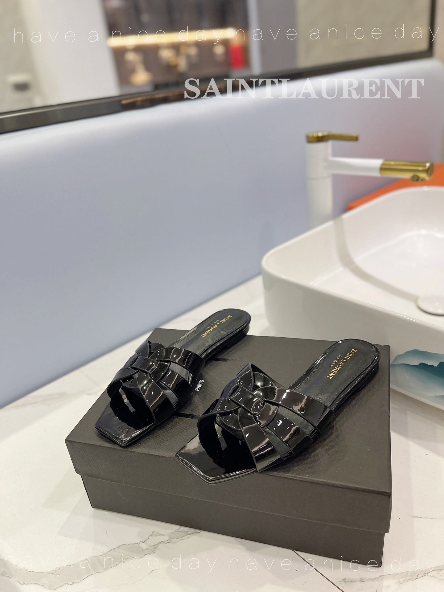 SL TRIBUTE SLIPPERS GLOSSY BLACK CALFSKIN