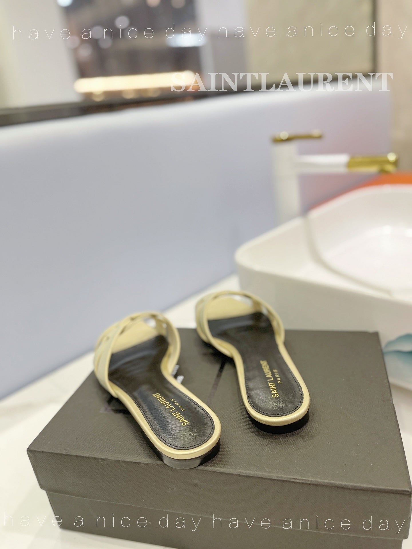 SL TRIBUTE SLIPPERS PASTEL YELLOW CALFSKIN