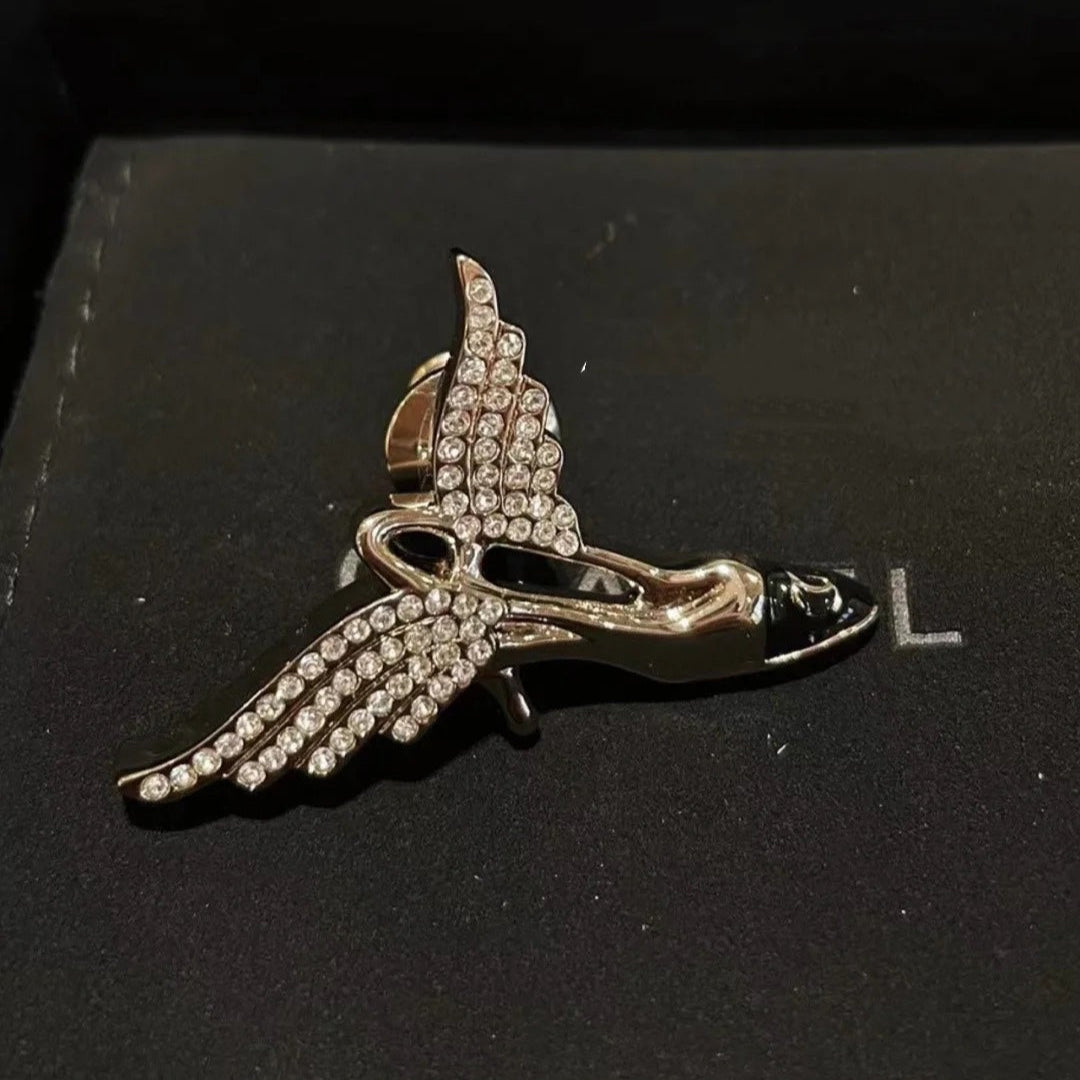 CC Brooch Pink Gold 172290