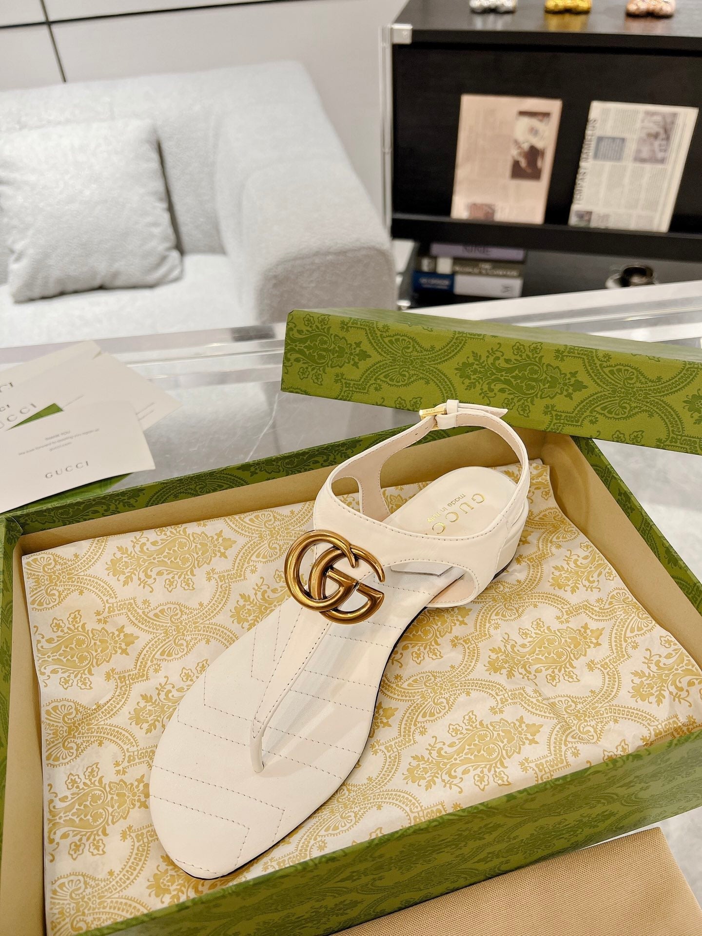 GC Double G Block Heel Thong Sandals White Leather 292408