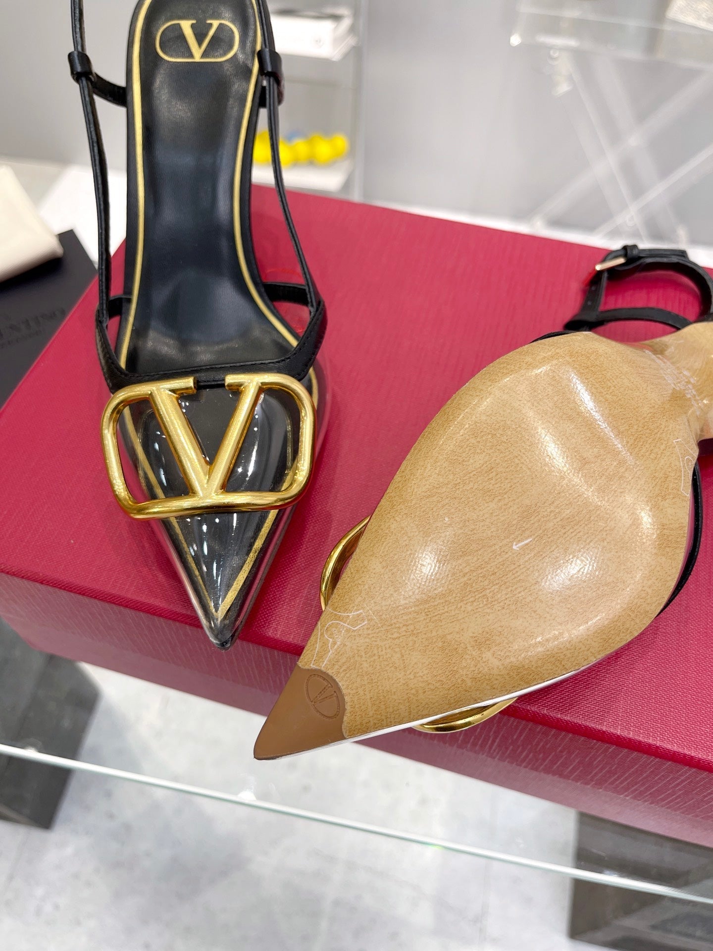 VT Vlogo Slingback Black PVC Sheepskin