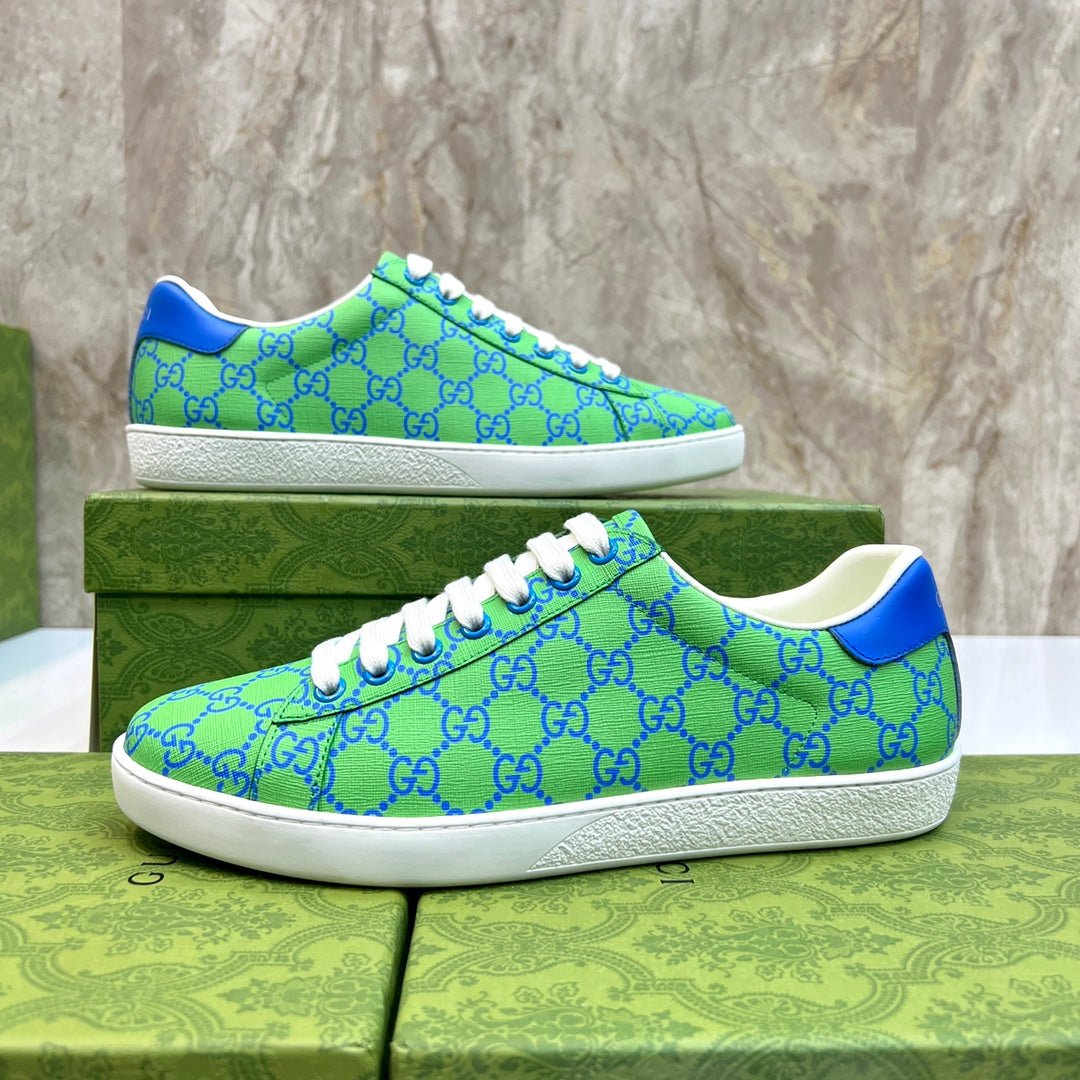 GG Men's Supreme Sneaker Green Canvas 525927