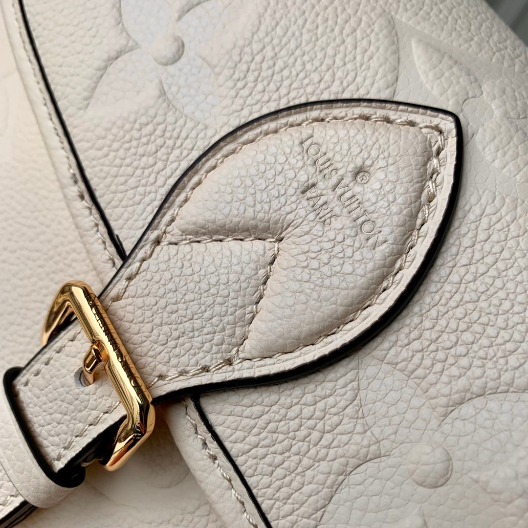 diane 24 cream monogram empreinte leather