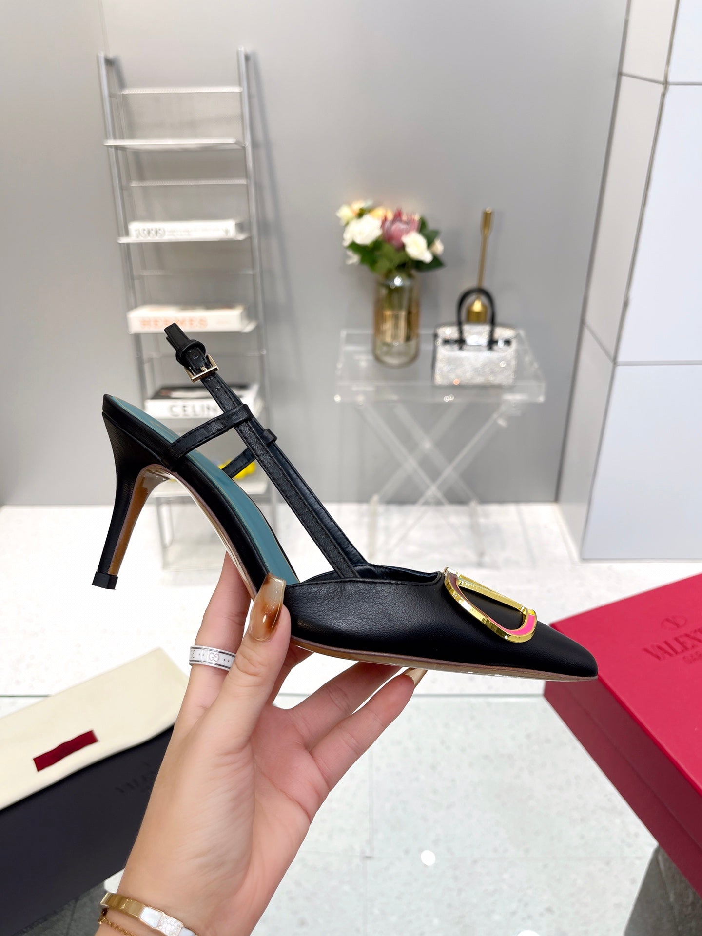 VT Vlogo Signature 75mm Black Slingback Sheepskin