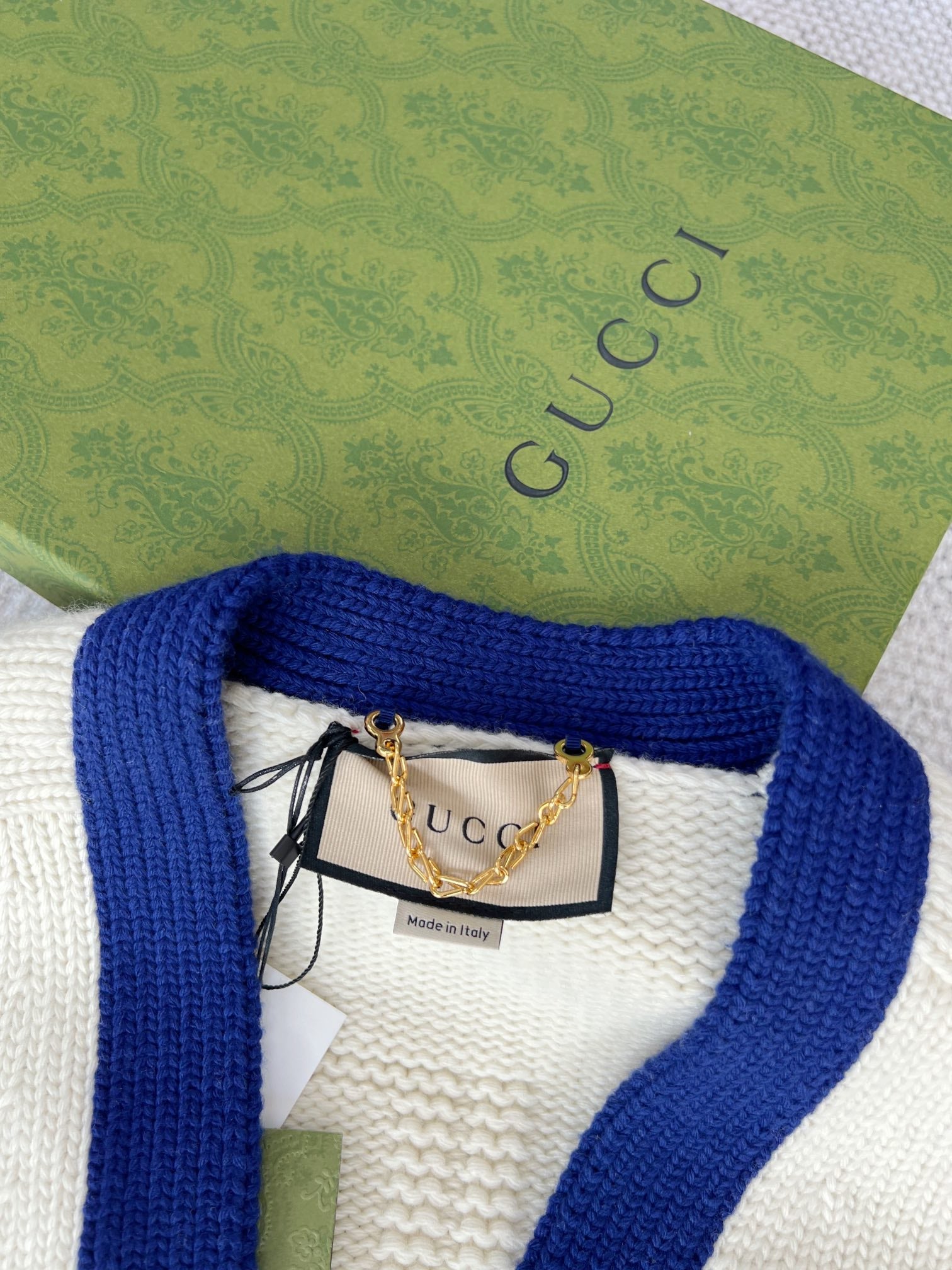 GG 25 Rabbit Cardigan White Wool 0003