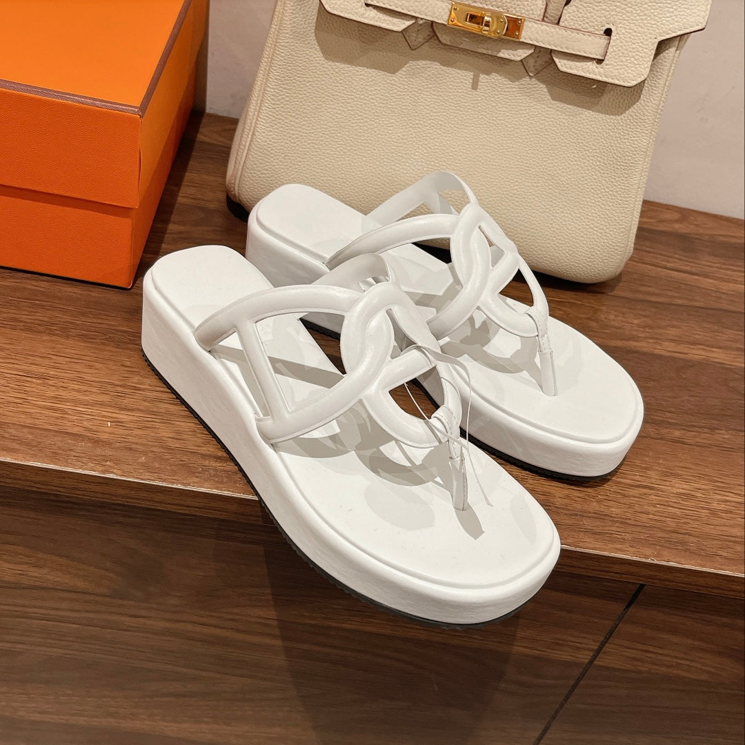 HM Gipsy Platform Thong White Sheepskin 349417