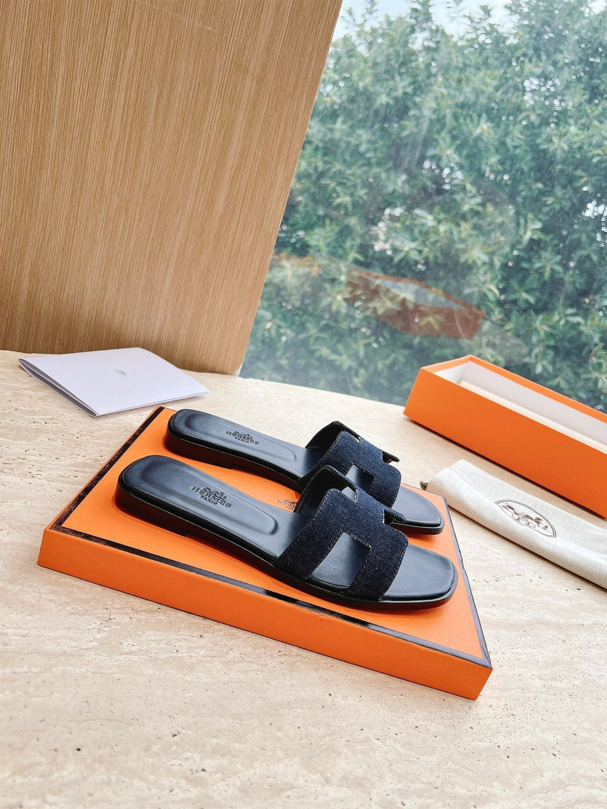 HM 25 Oran Sandal Dark Blue Calfskin Denim
