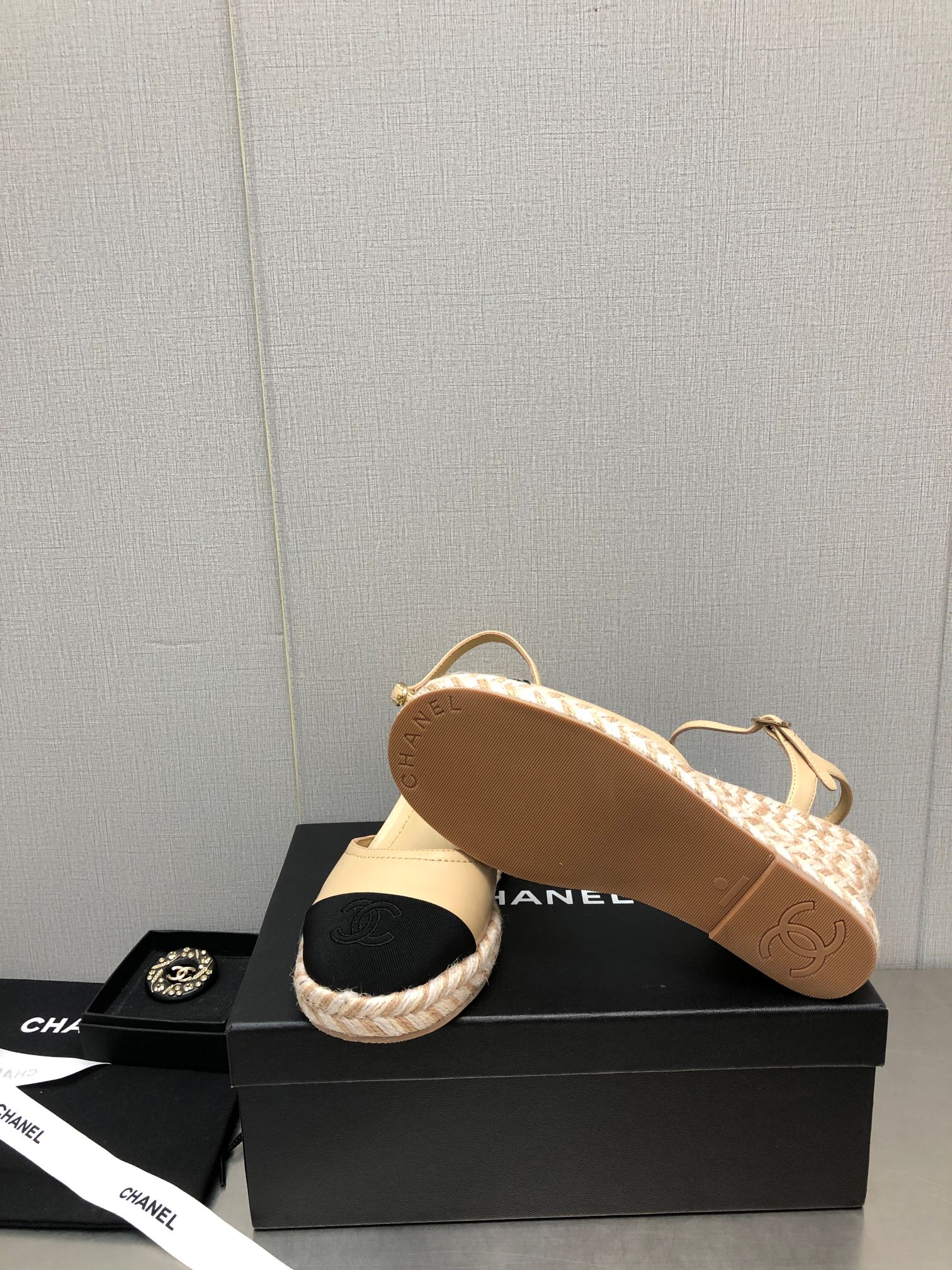 MARY JANE WEDGE BEIGE CREAM LAMBSKIN