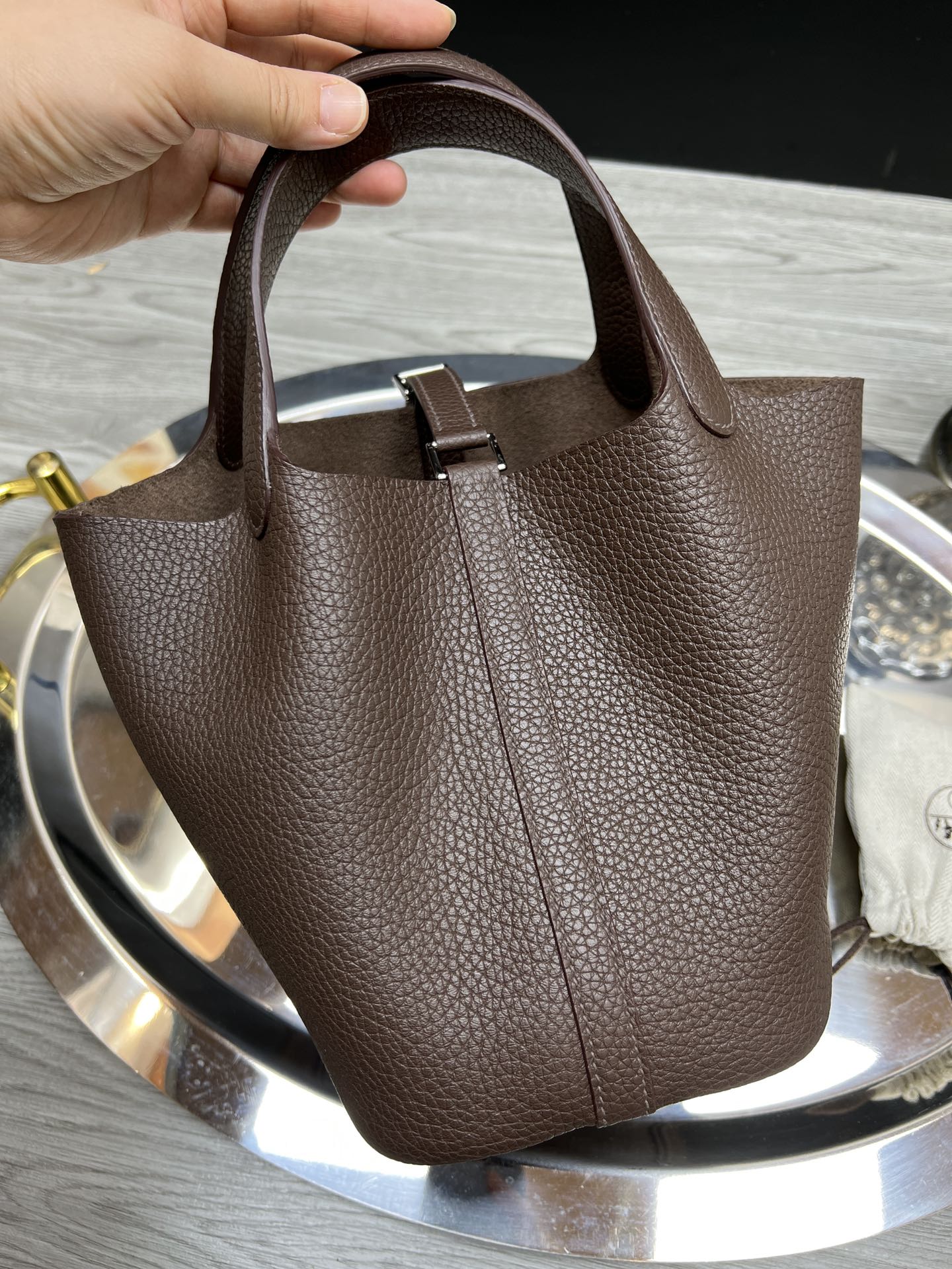 HM PICOTIN LOCK CHOCOLATE TOGO LEATHER