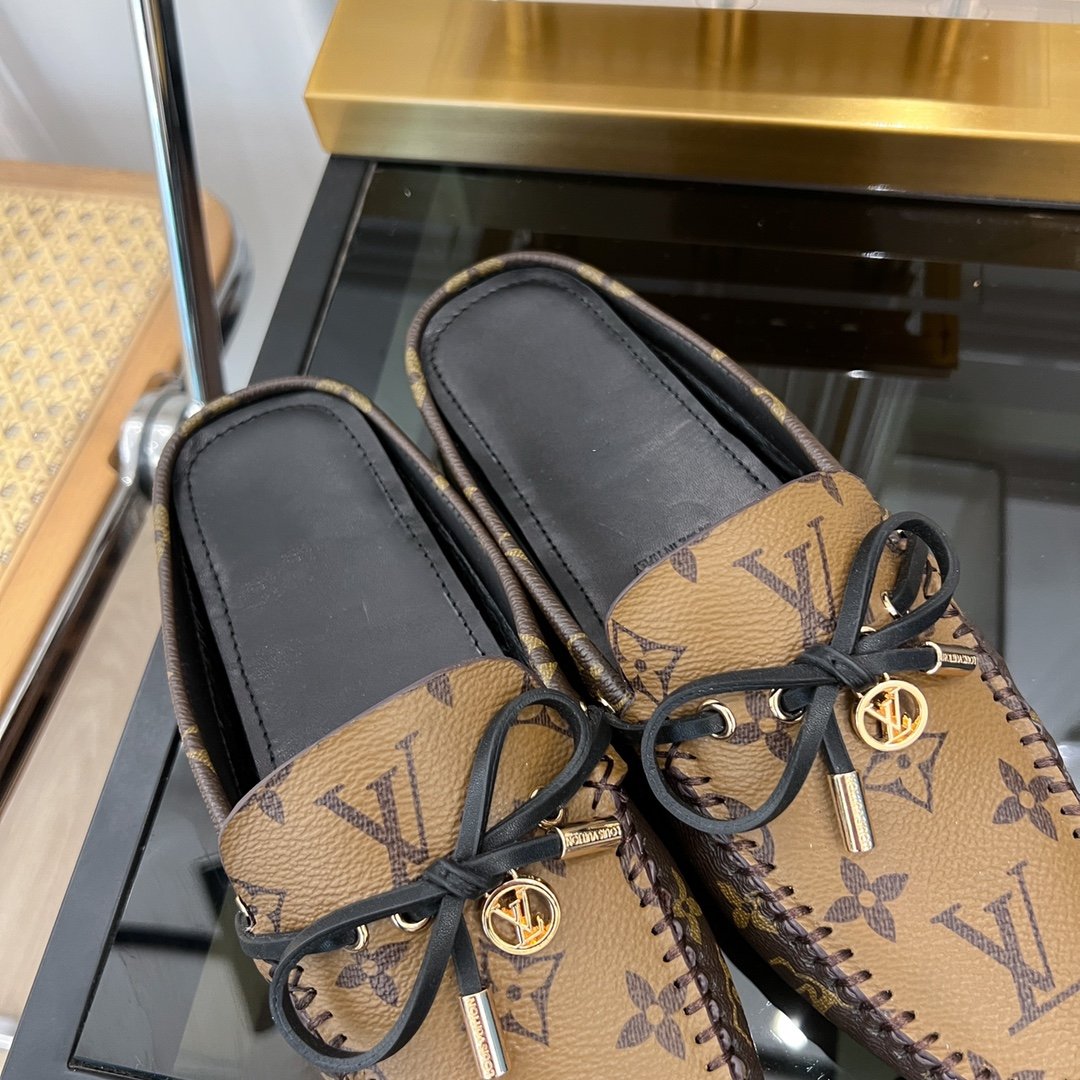 LV COSY FLAT CLASSIC MONOGRAM PALE BROWN