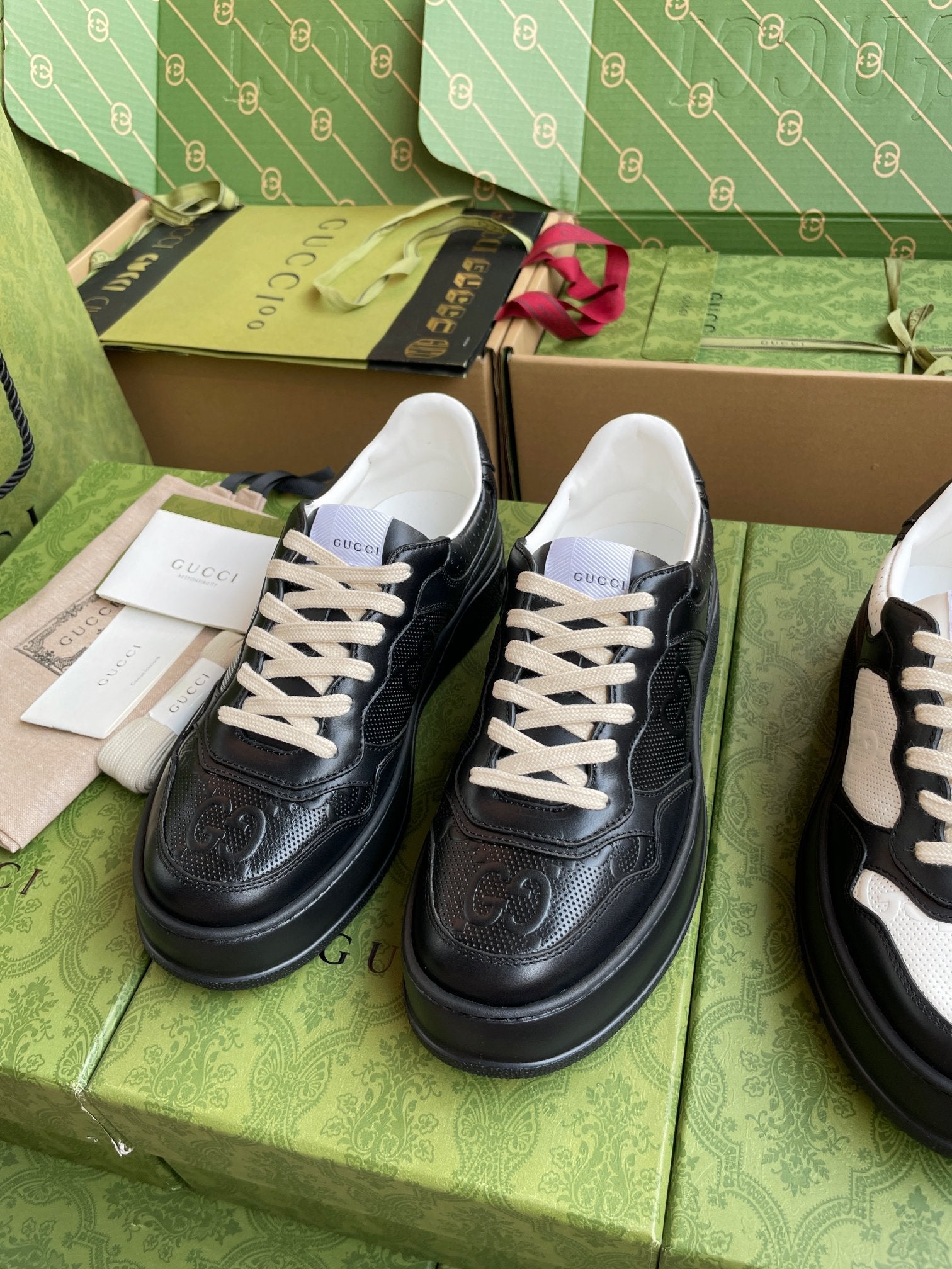 GG 26 Sneaker Black Calfskin 632886