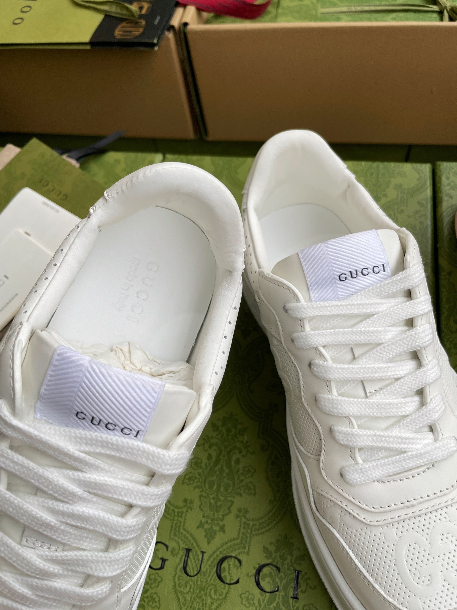 GG 26 Sneaker White Calfskin 632891