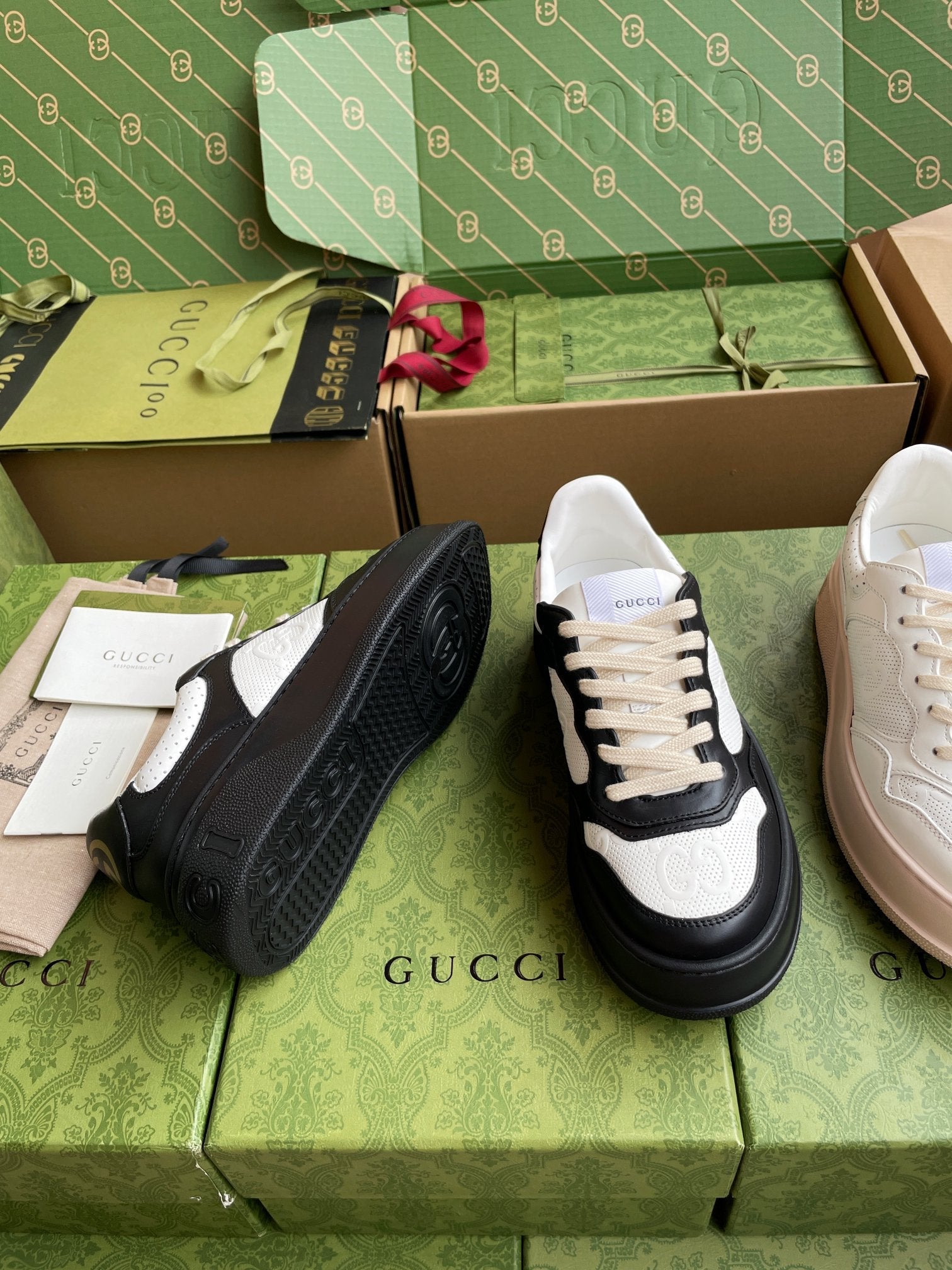 GG 26 Sneaker Black White Canvas Calfskin 632888