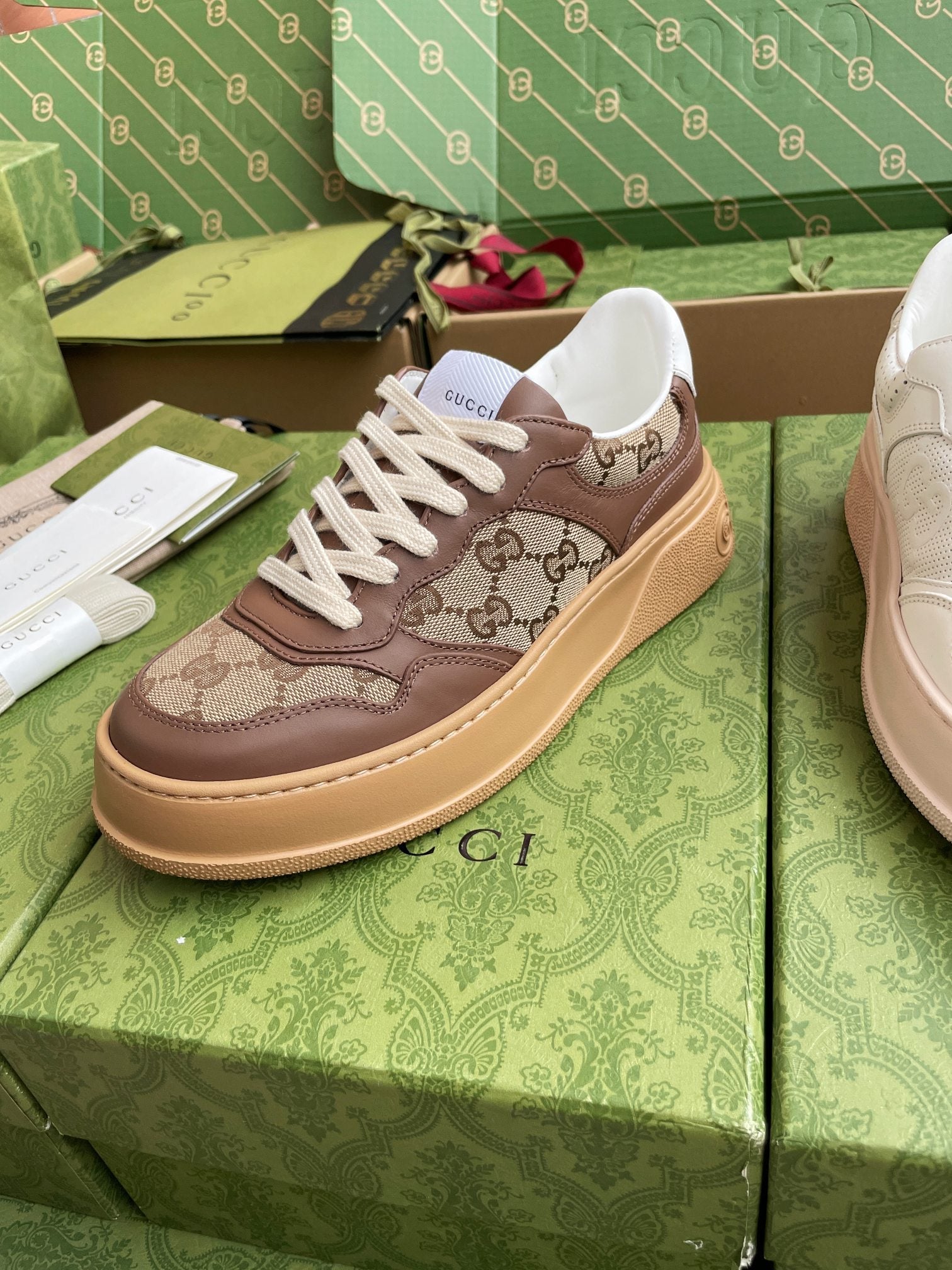 GG 26 Sneaker Beige Brown Canvas Calfskin 632893