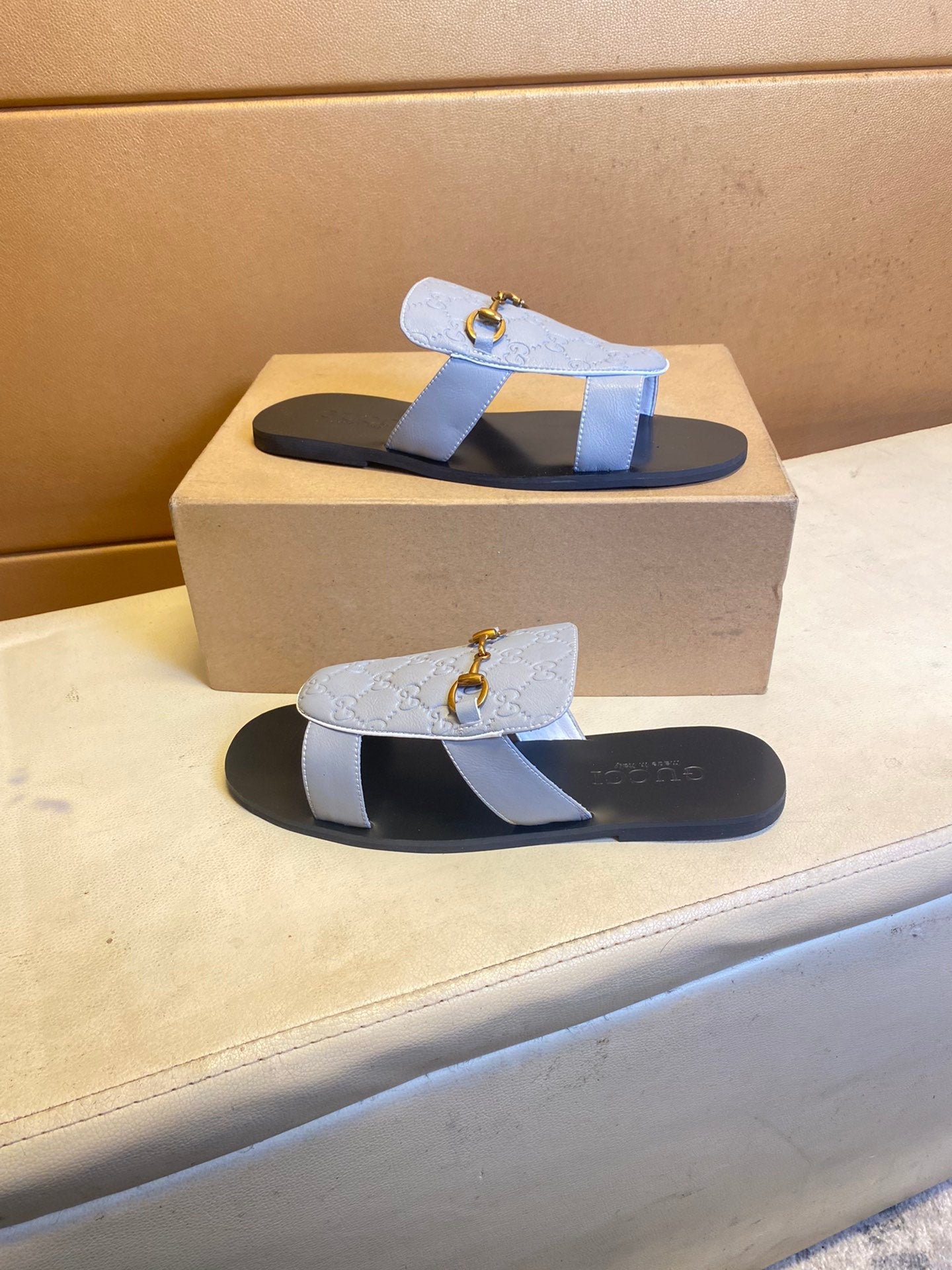 GG Men's Sandals Slide Multicolor Cowhide 724700