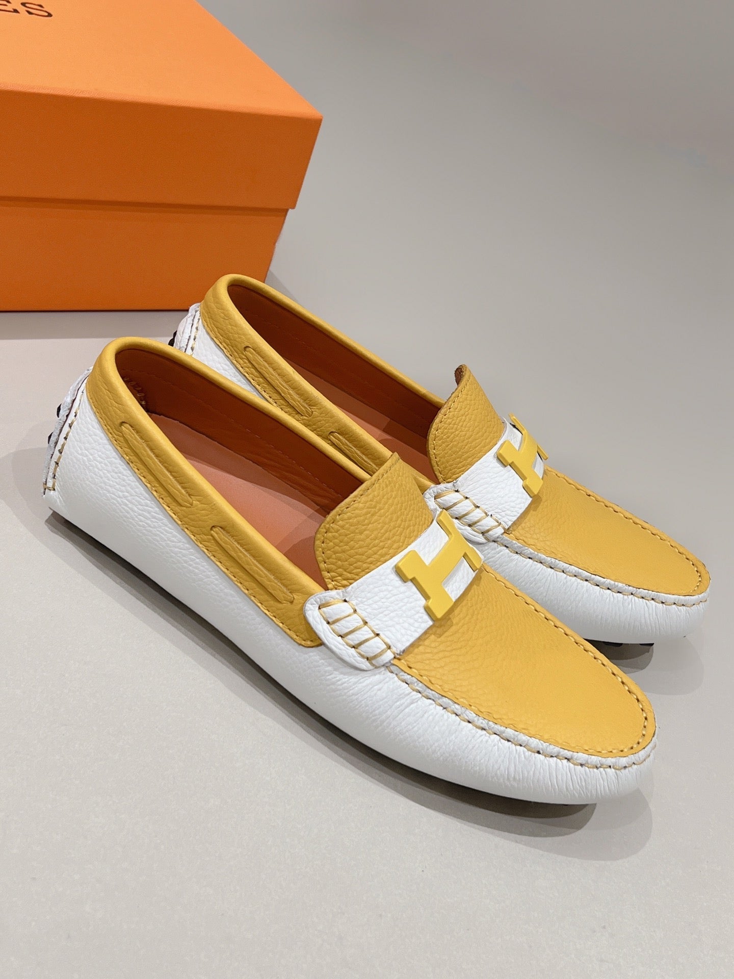 HM Men's Loafer Yellow Cowhide 557567