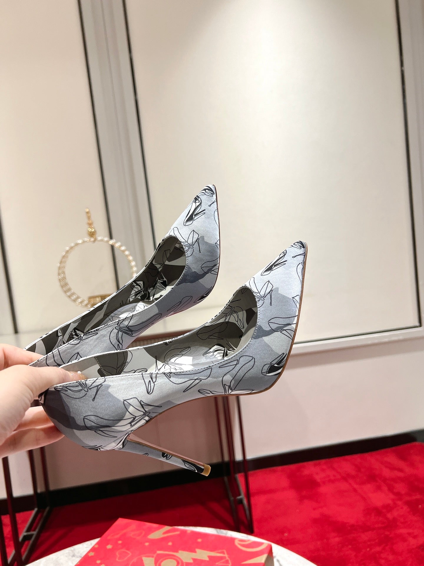 CL So Kate Pumps 120 mm Crepe Satin Gray