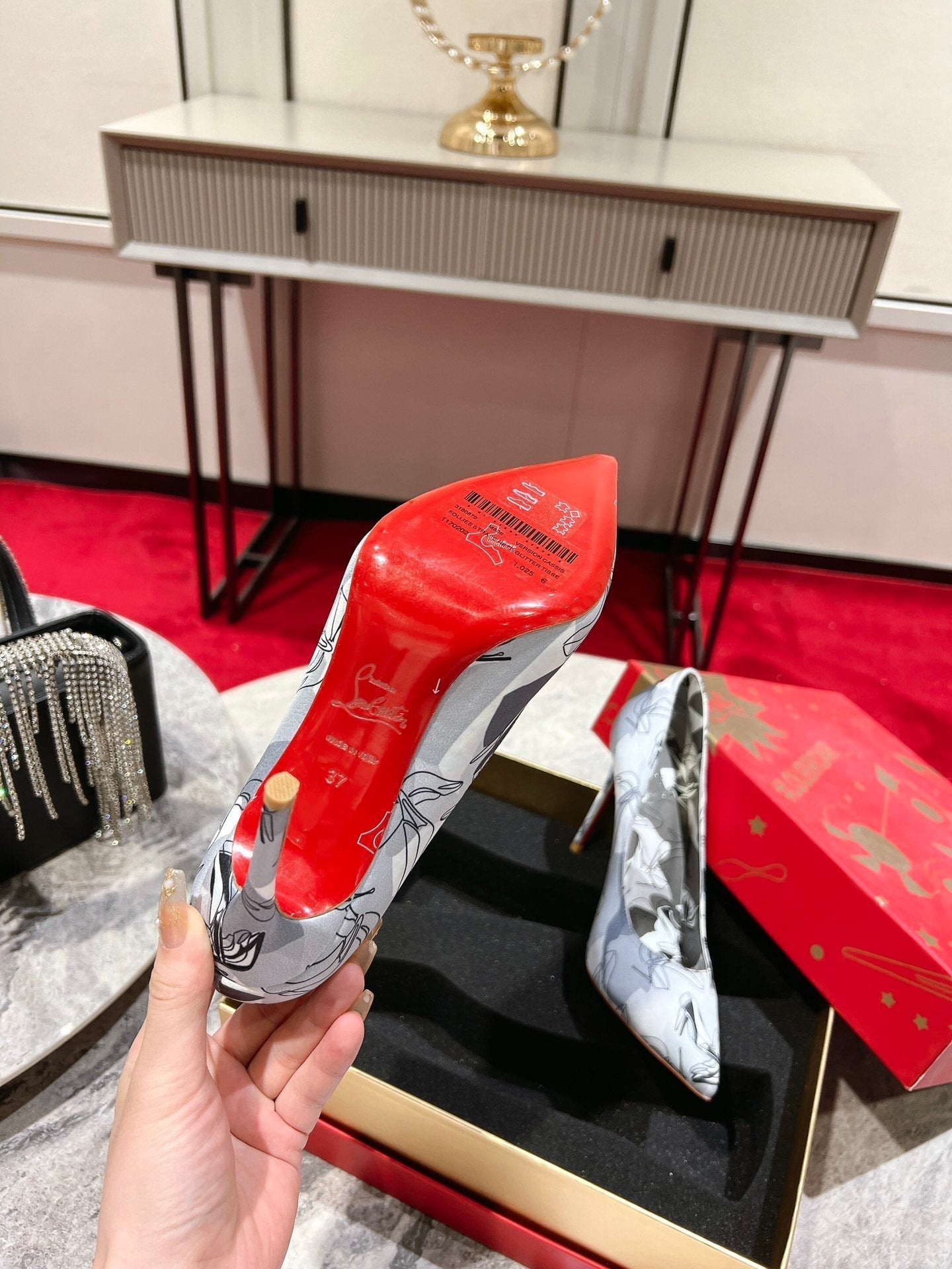 CL So Kate Pumps 120 mm Crepe Satin Gray