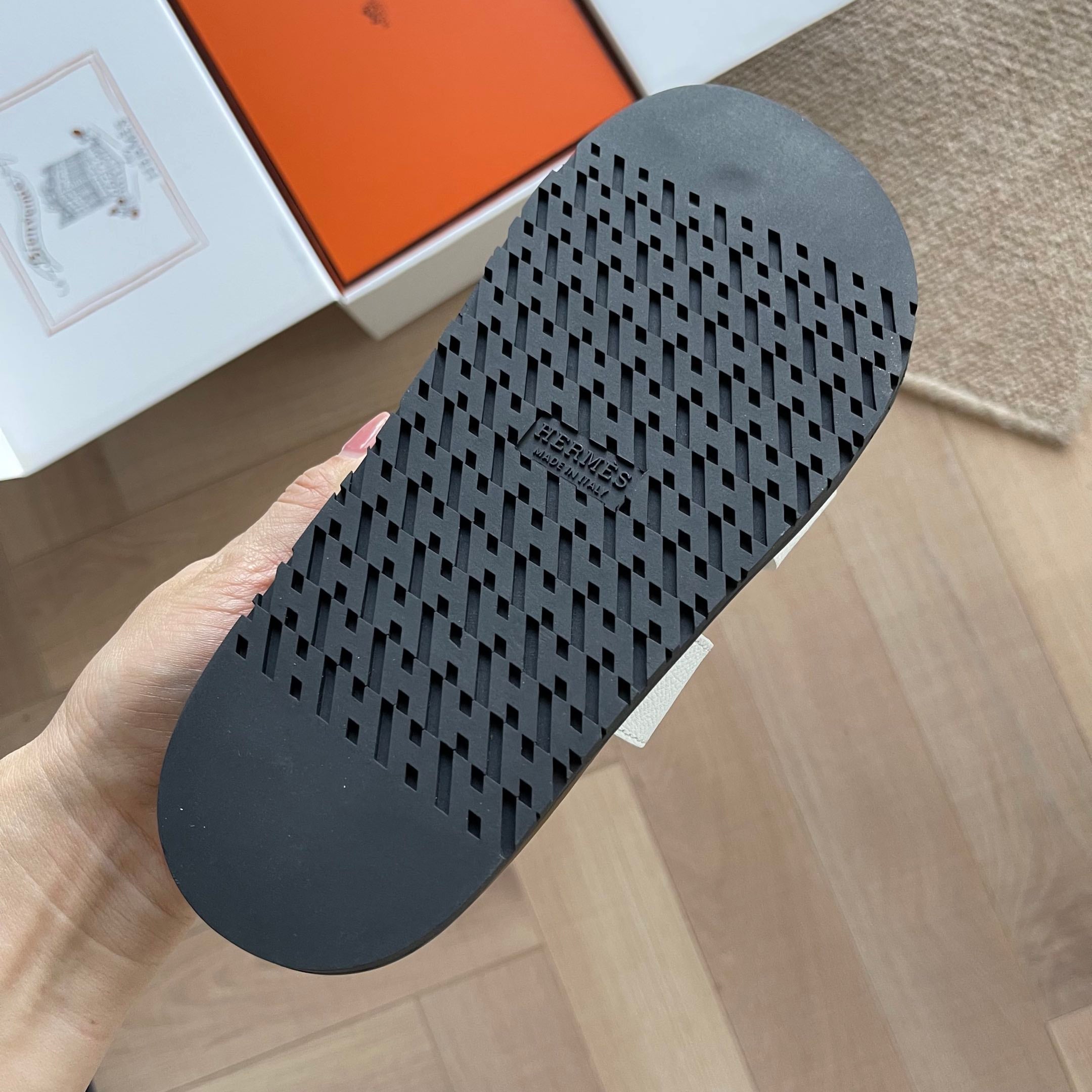 HM Men's Chypre Slide White Epsom Calfskin 538612