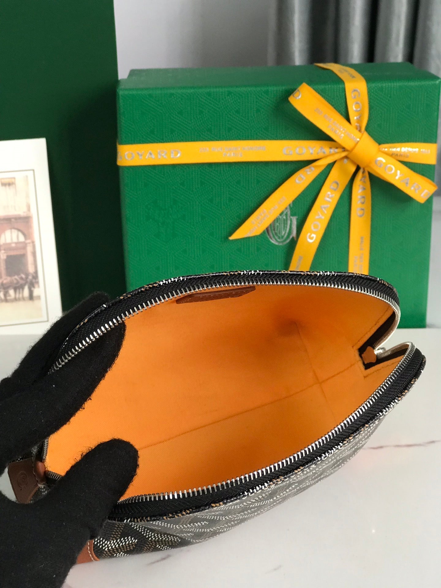VENDÃ”ME COSMETIC POUCH 17 IN BLACK GOYARDINE CANVAS AND TAN CALFSKIN TRIM