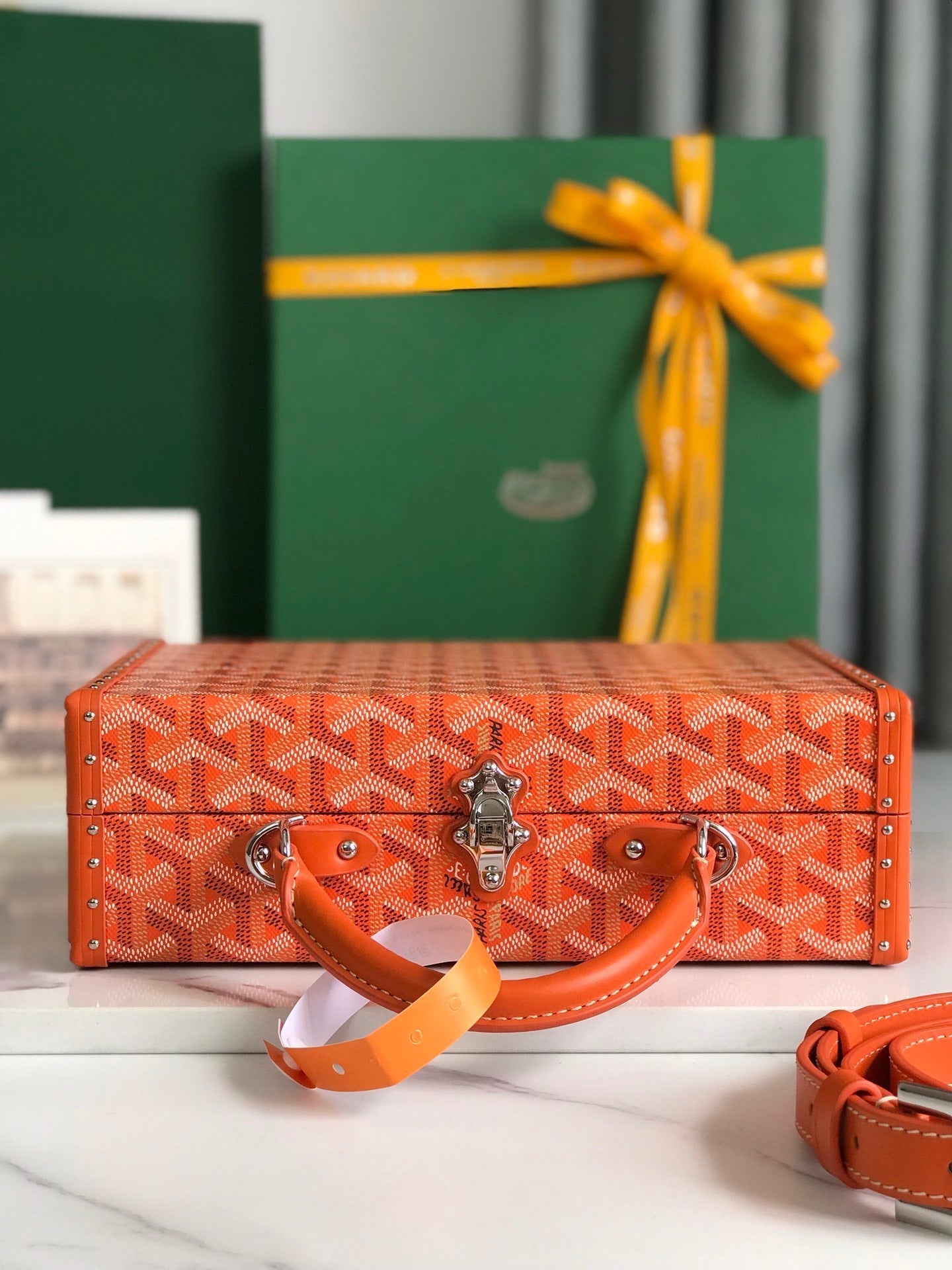 GRAND HÃ”TEL TRUNK BAG 24 IN ORANGE GOYARDINE CANVAS AND CALFSKIN