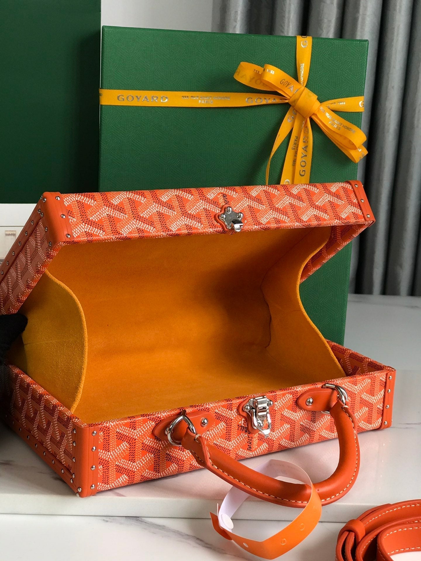GRAND HÃ”TEL TRUNK BAG 24 IN ORANGE GOYARDINE CANVAS AND CALFSKIN