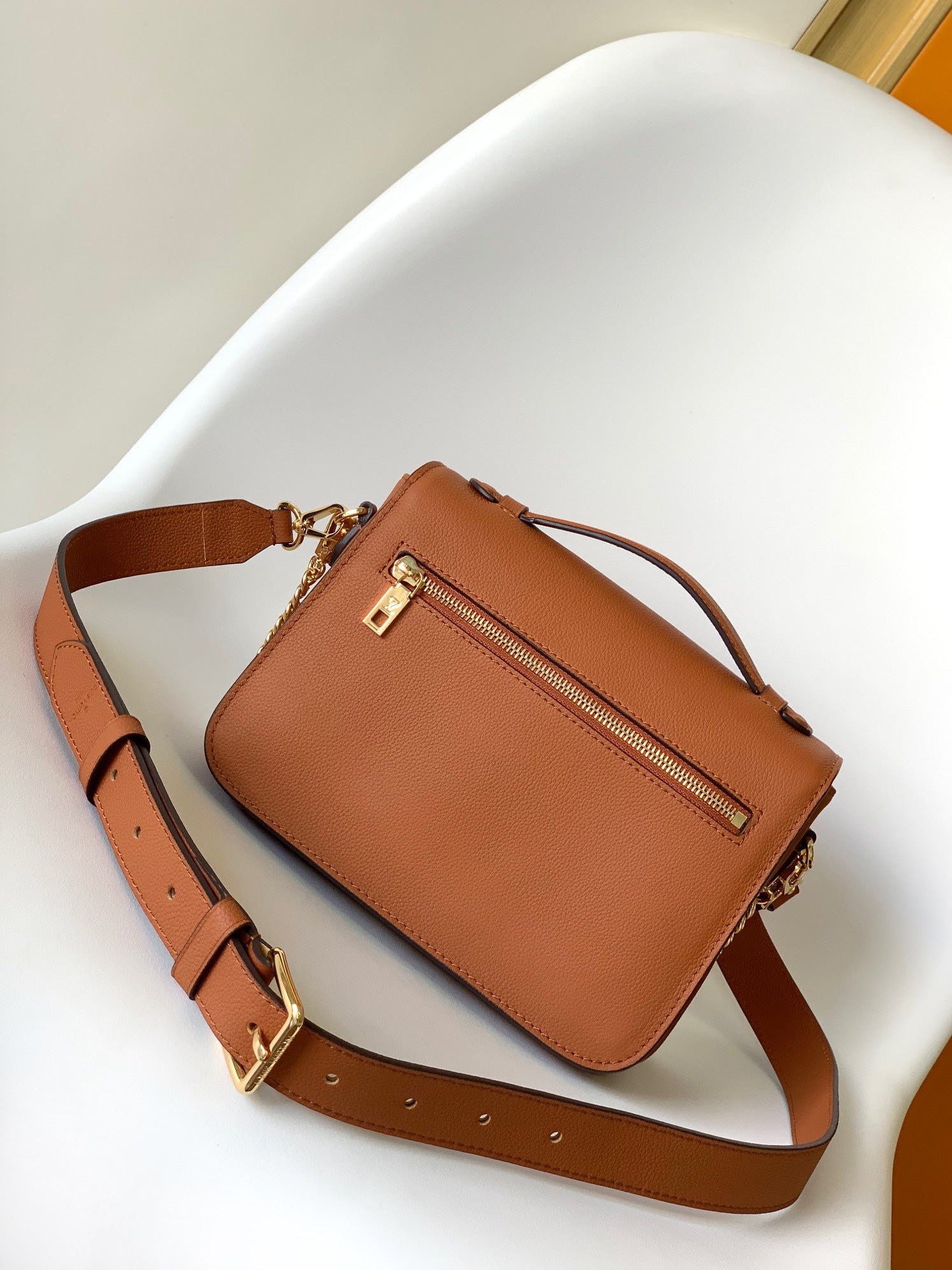 LV Oxford Bag 22cm Brown Gold Cowhide 252067