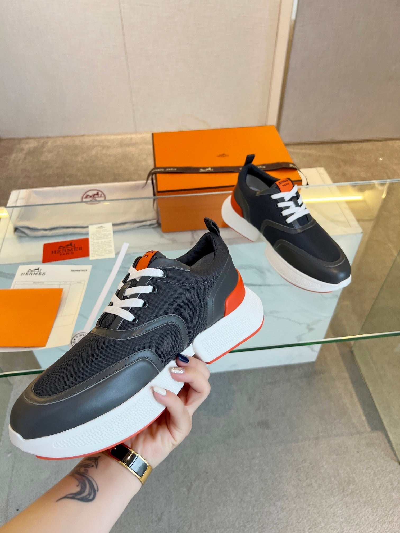 GIGA SNEAKER BLACK CALFSKIN BLACK SOLE