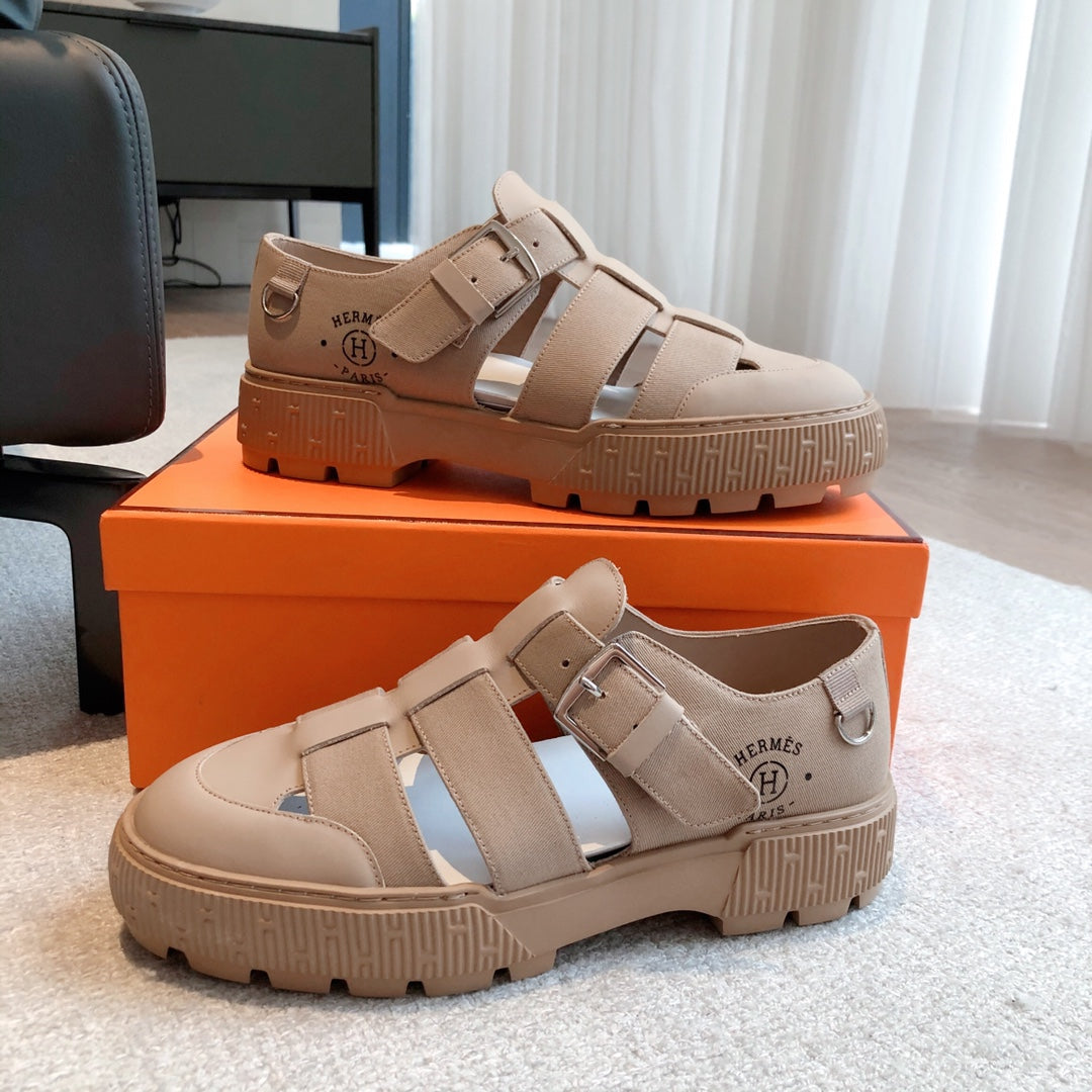 HM ITEM SANDAL ALMOND CALFSKIN AND DENIM