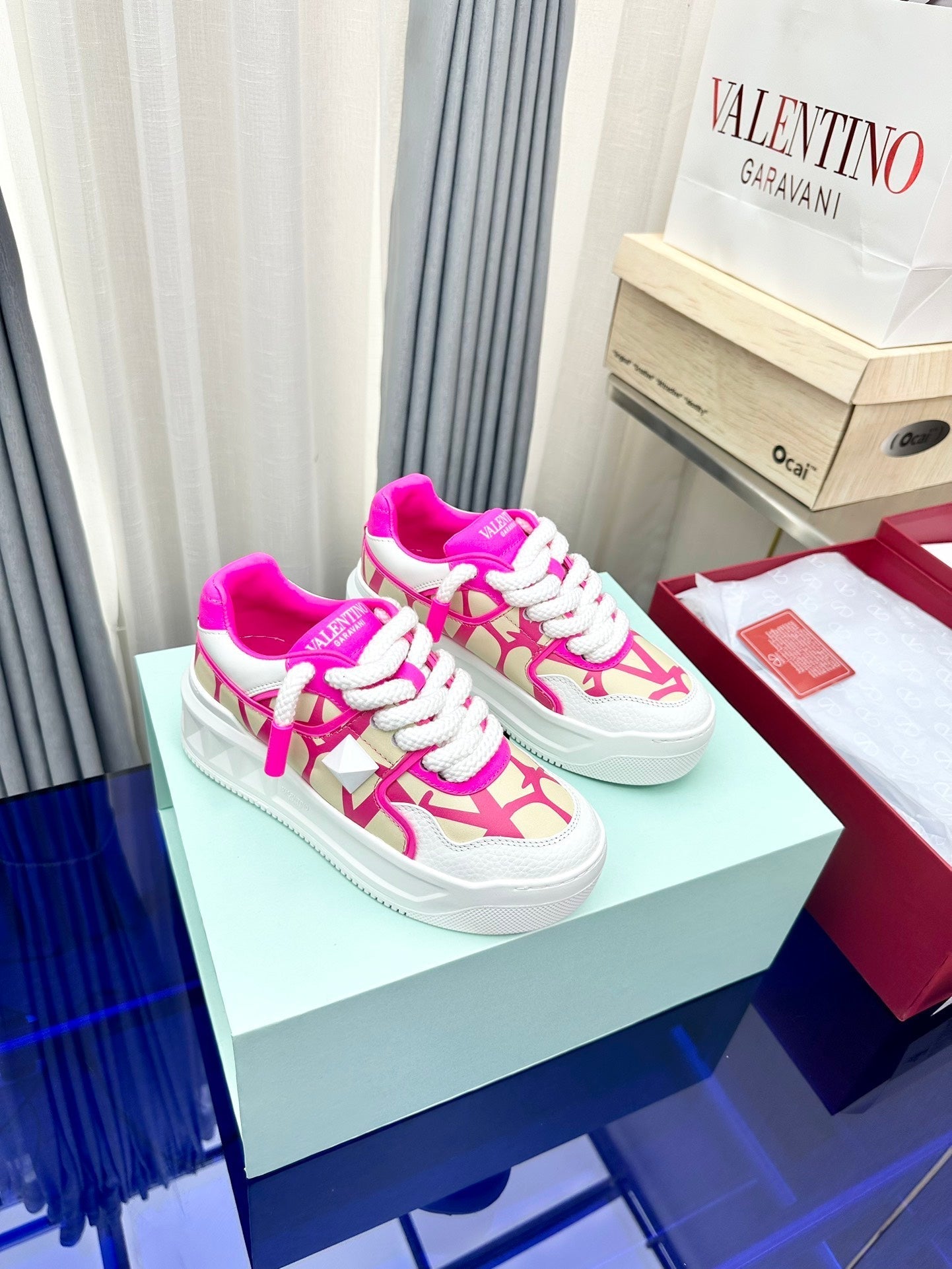 One Stud Xl Sneaker Pink White Nappa Leather And Toile Iconographe