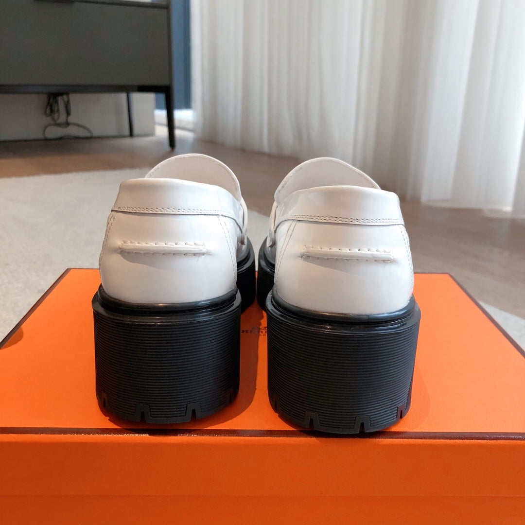 HM HITCH LOAFER WHITE CALFSKIN