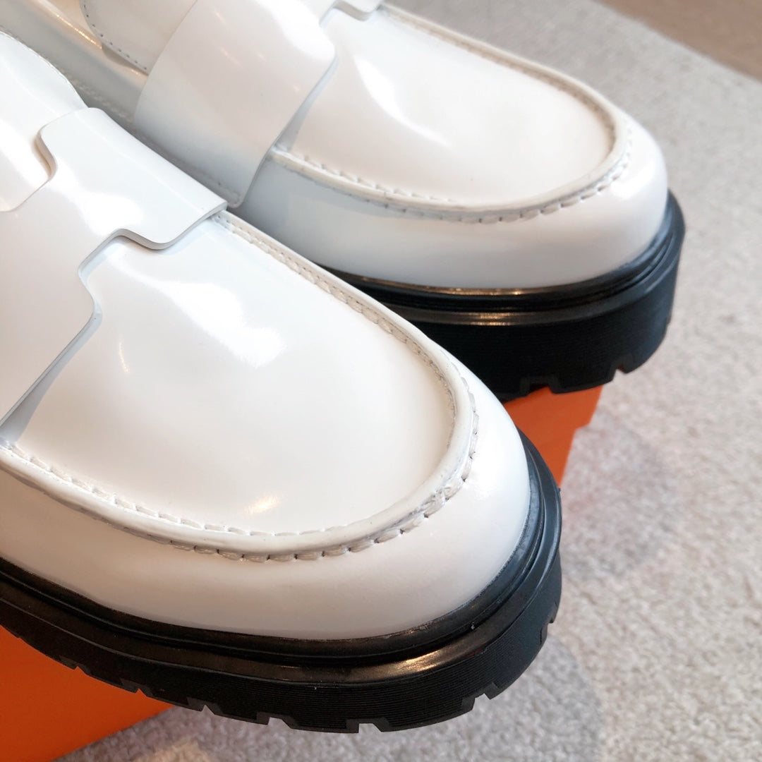 HM HITCH LOAFER WHITE CALFSKIN