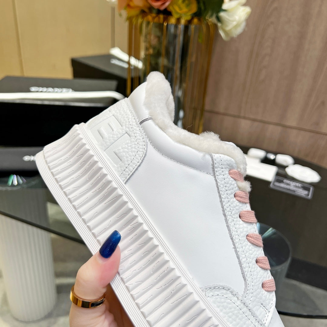 CC Sneaker White Pink Cowhide With Fleece Lining 944564