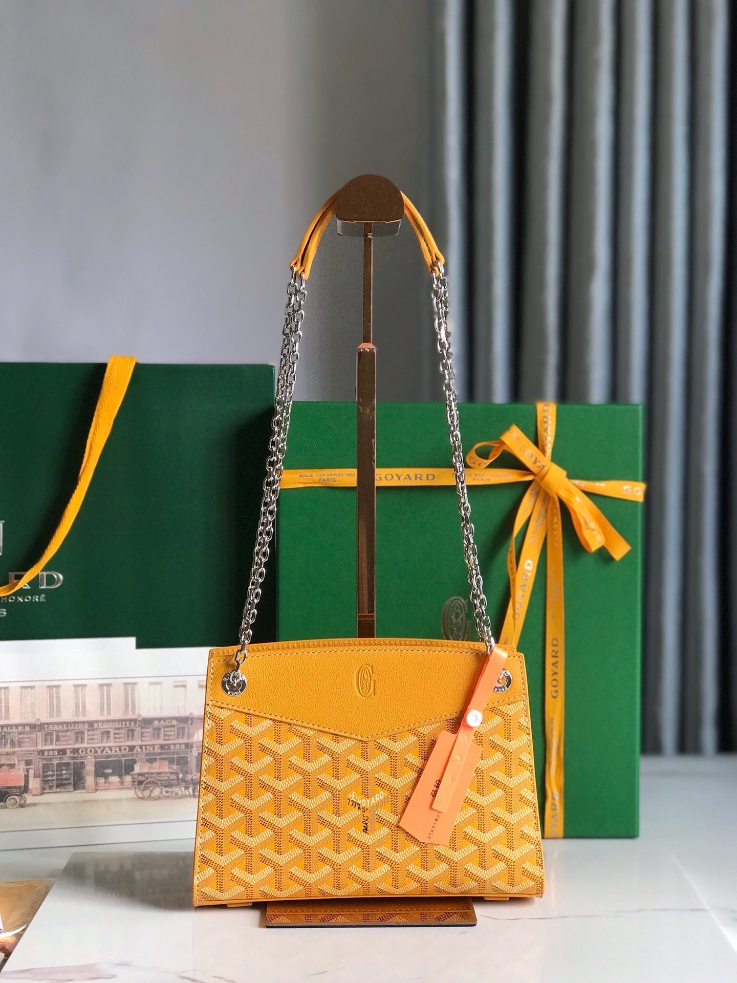ROUETTE STRUCTURÃ‰ MINI BAG 21 IN YELLOW GOYARDINE CANVAS AND CALFSKIN