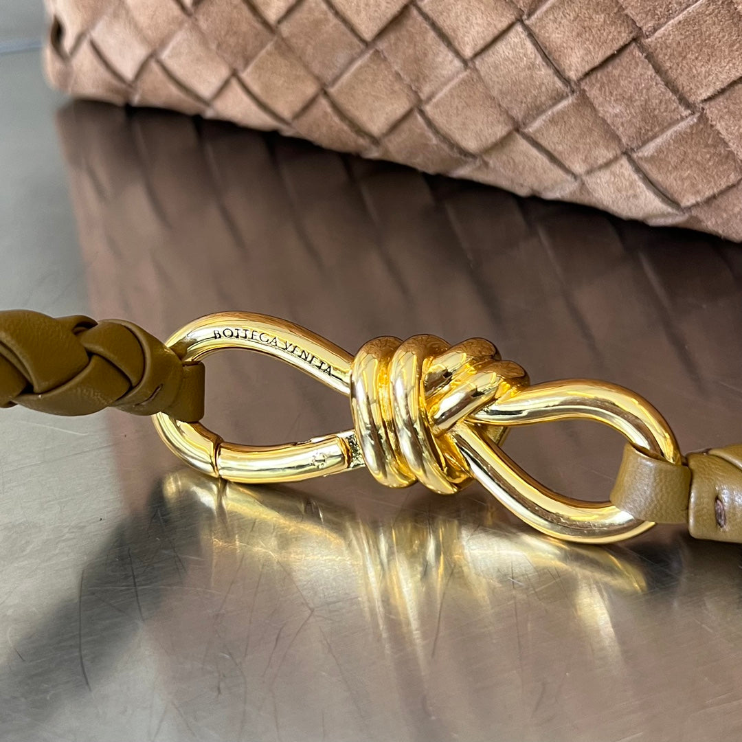 bv medium andiamo 32 brown suede