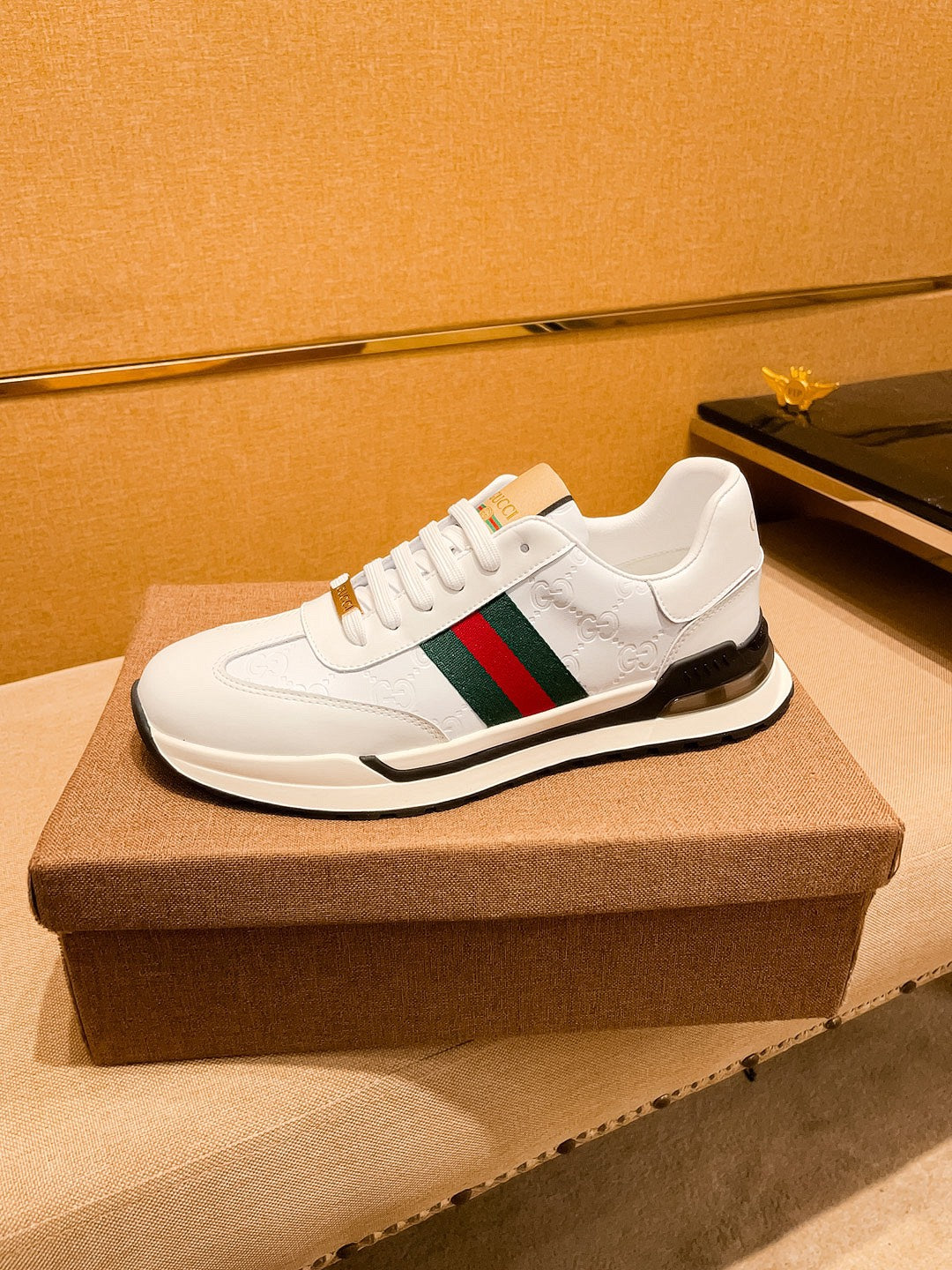 GG Men's ACE Sneaker White Cowhide 108037