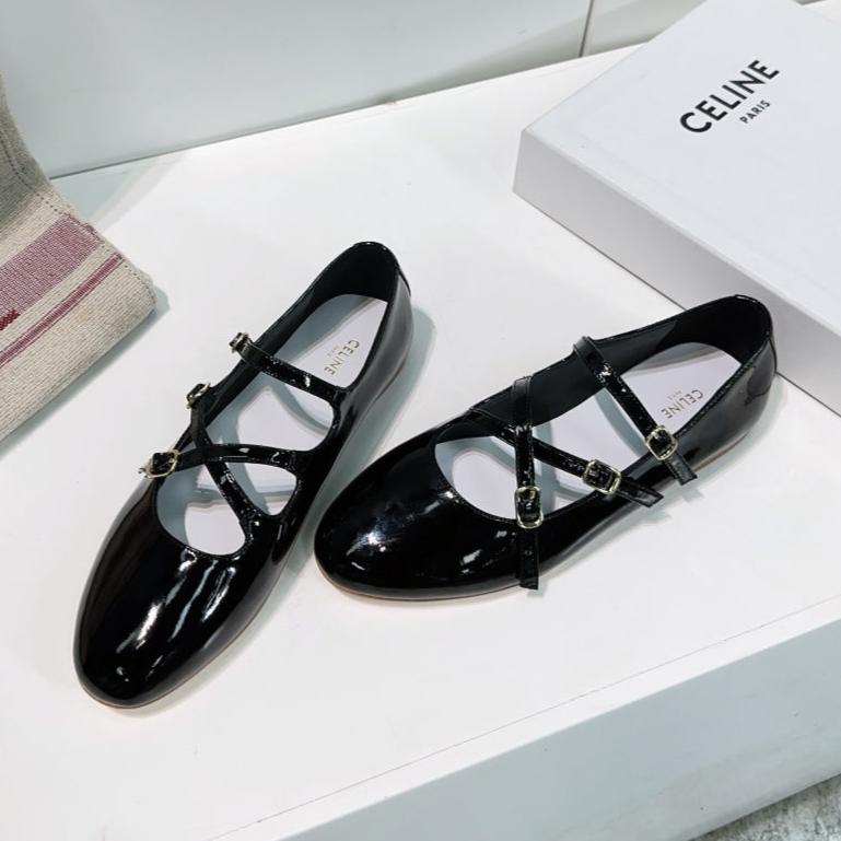 FLAT MARY JANE IN BLACK CALFSKIN