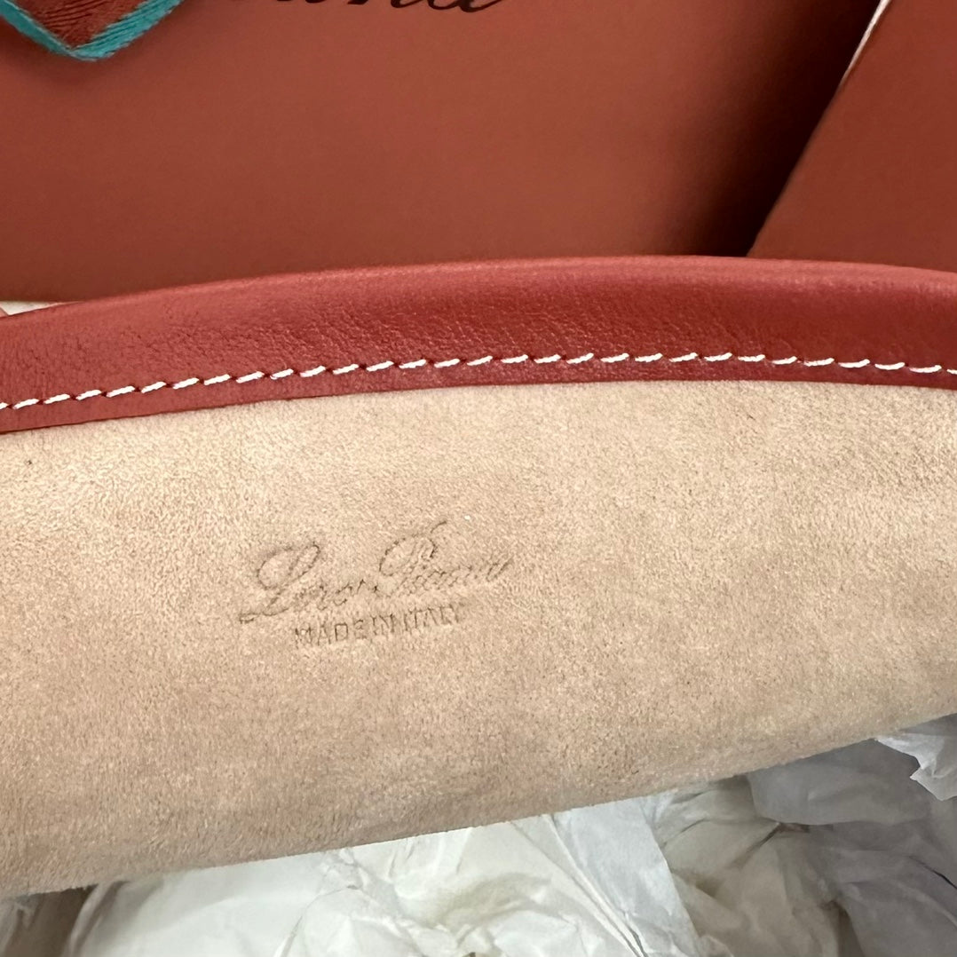 MEDIUM 36 BAG IN VERMILION RED CALFSKIN WITH GOLD HARDWARE