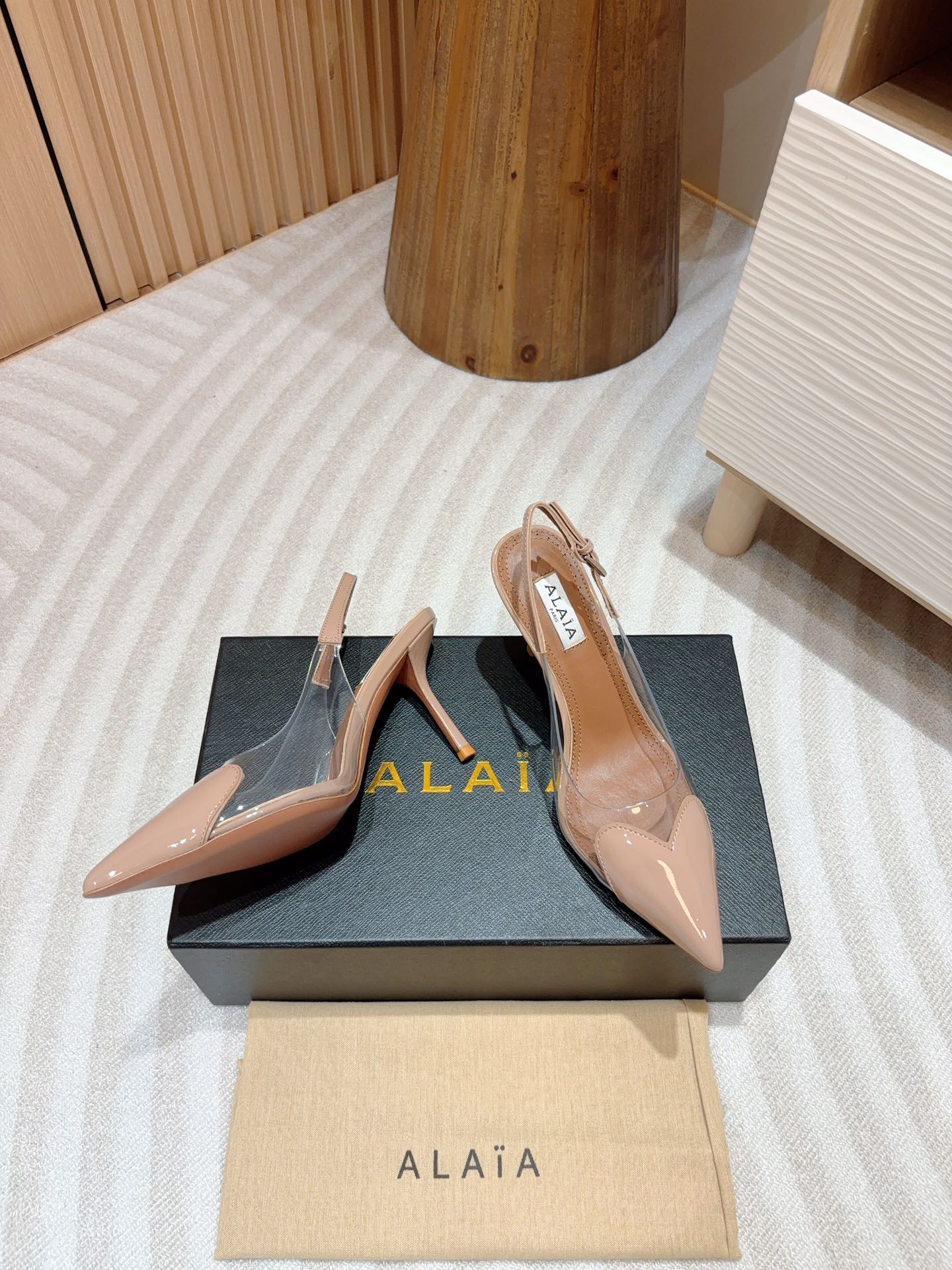 alaia slingbacks 95 optic pink heart lambskin