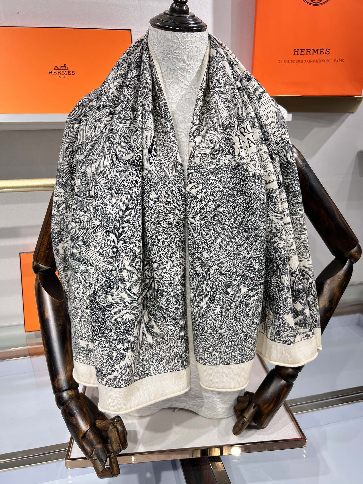Scarf 135 CM Black White Cashmere And Silk