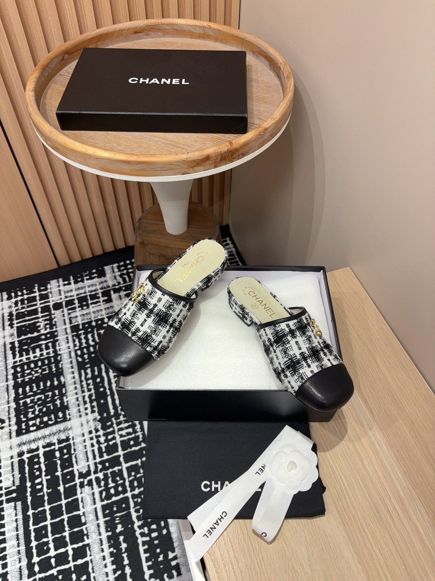 CC Mule 30mm In White Mix Black Wool Tweed And Lambskin