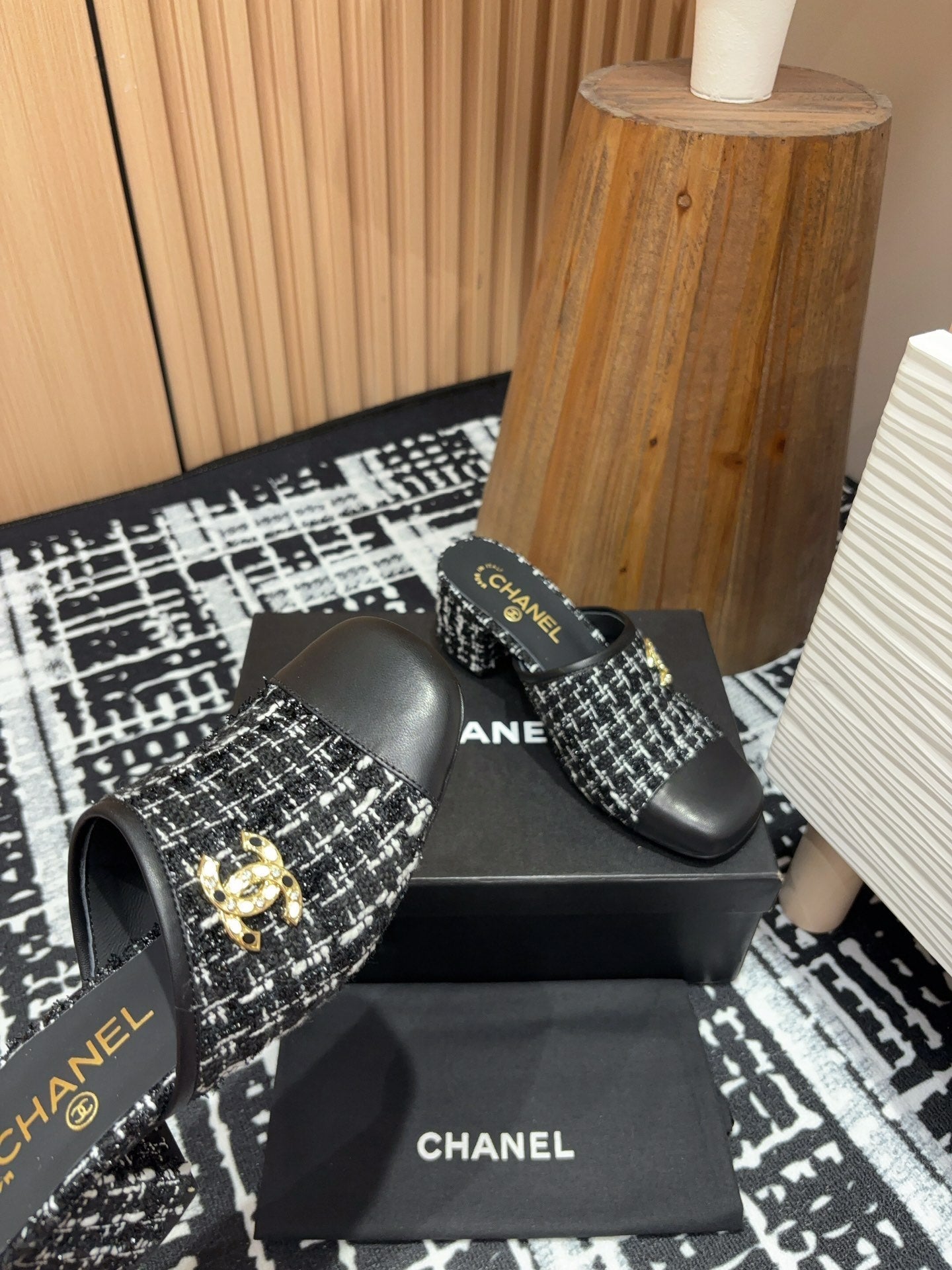 CC Mule 60mm In Black Mix White Wool Tweed And Lambskin